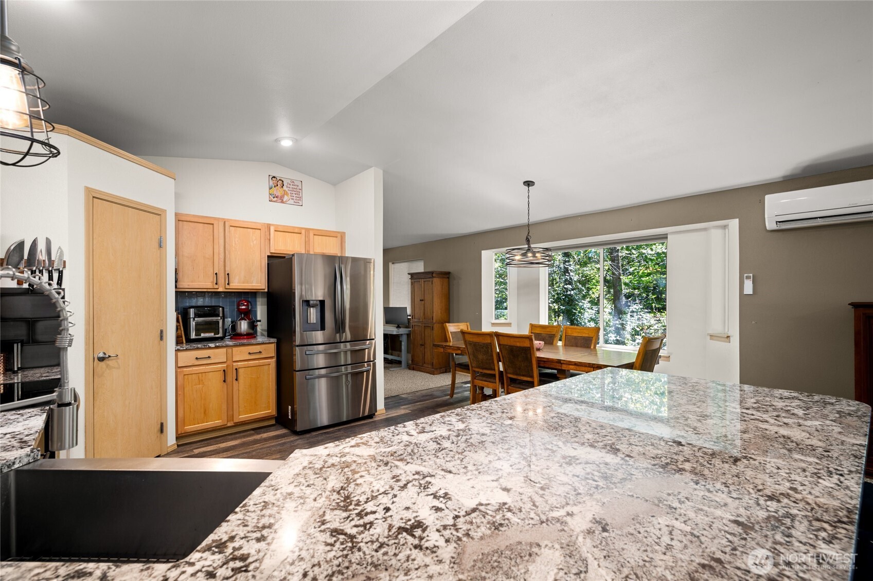 41887 Cape Horn Drive Property Photo 9