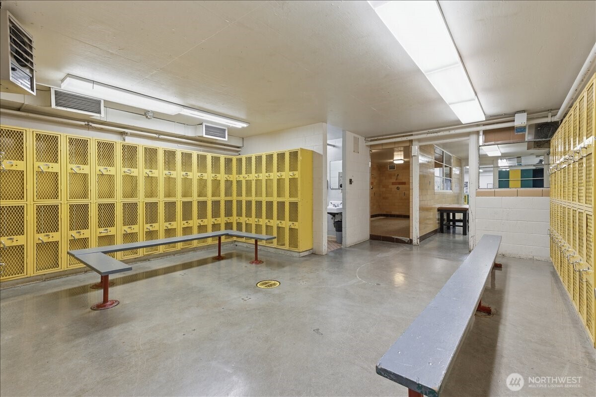 412 Federal Avenue Property Photo 22