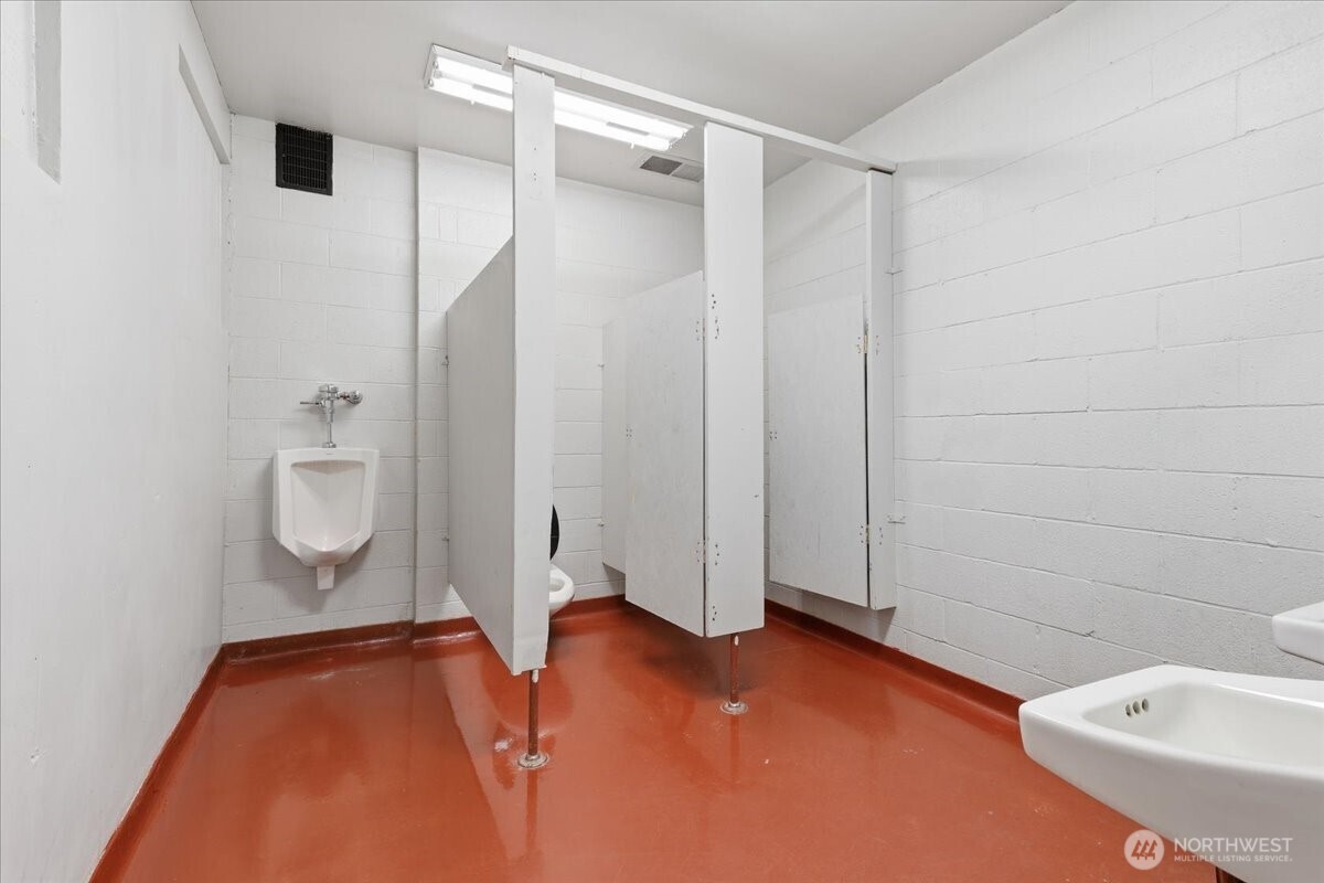 412 Federal Avenue Property Photo 24