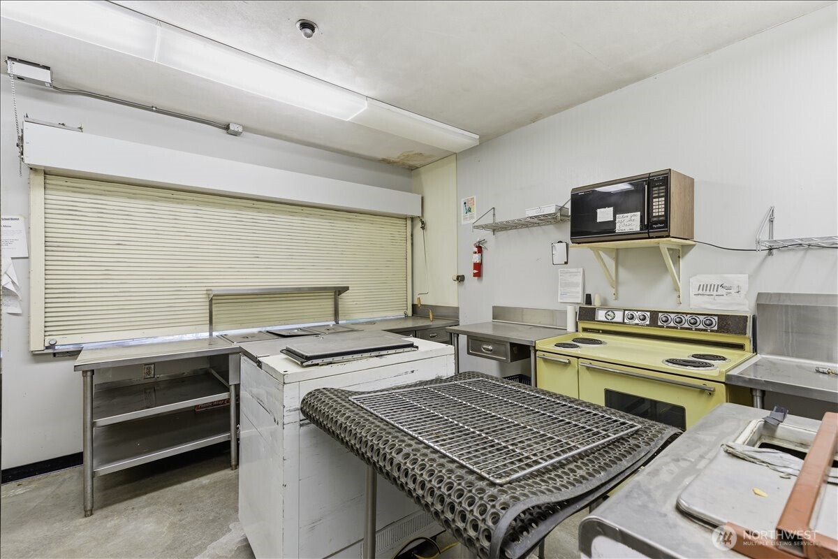 412 Federal Avenue Property Photo 26