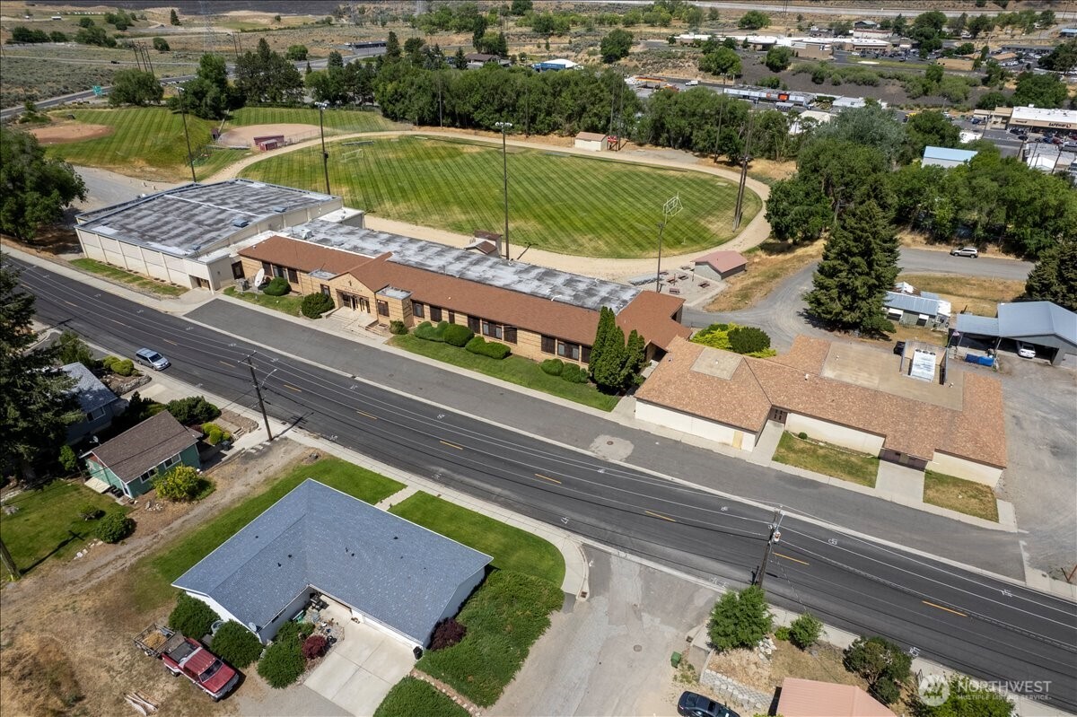 412 Federal Avenue Property Photo 40