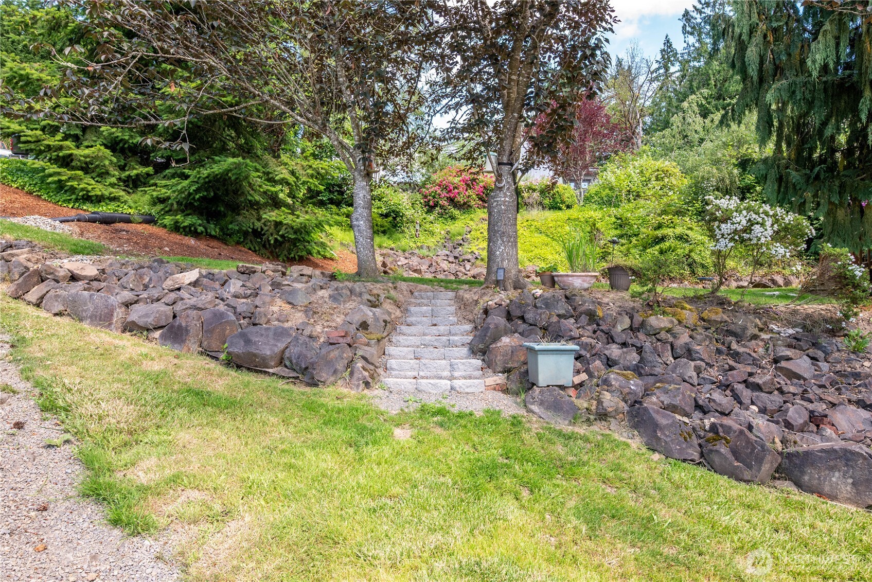 2420 Ivy Lane Property Photo 29