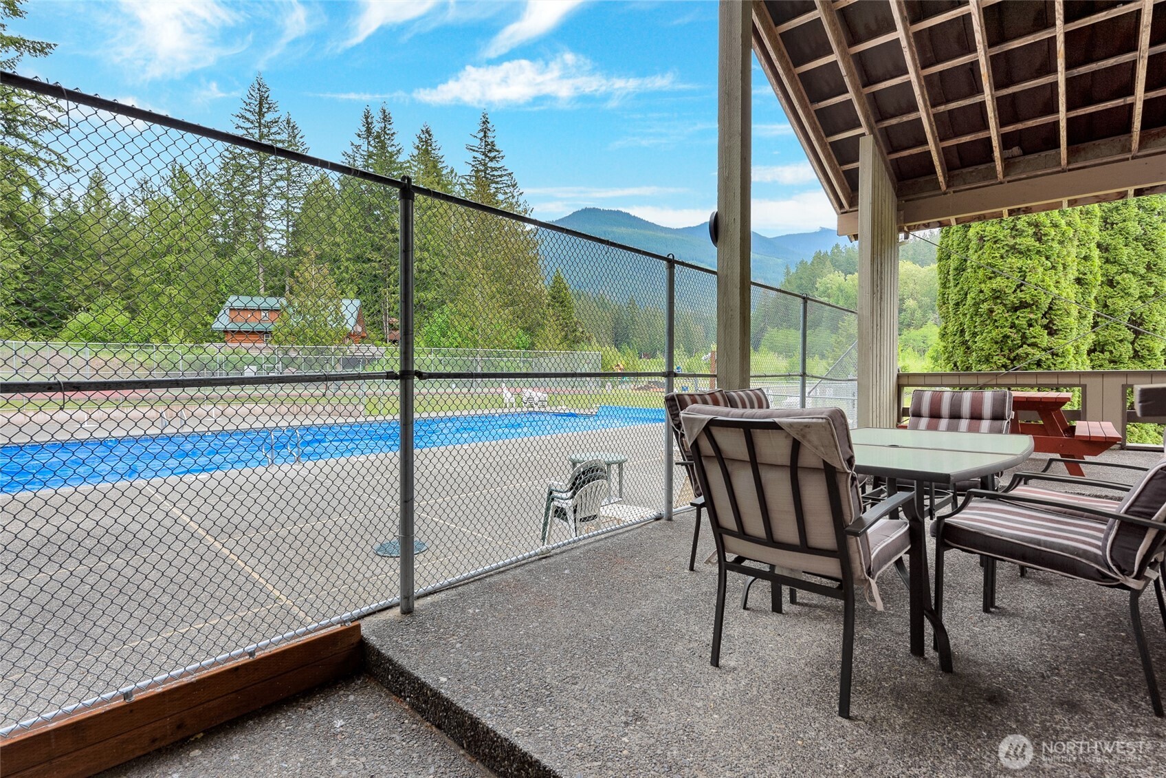 17045 Iceberg Road Property Photo 14