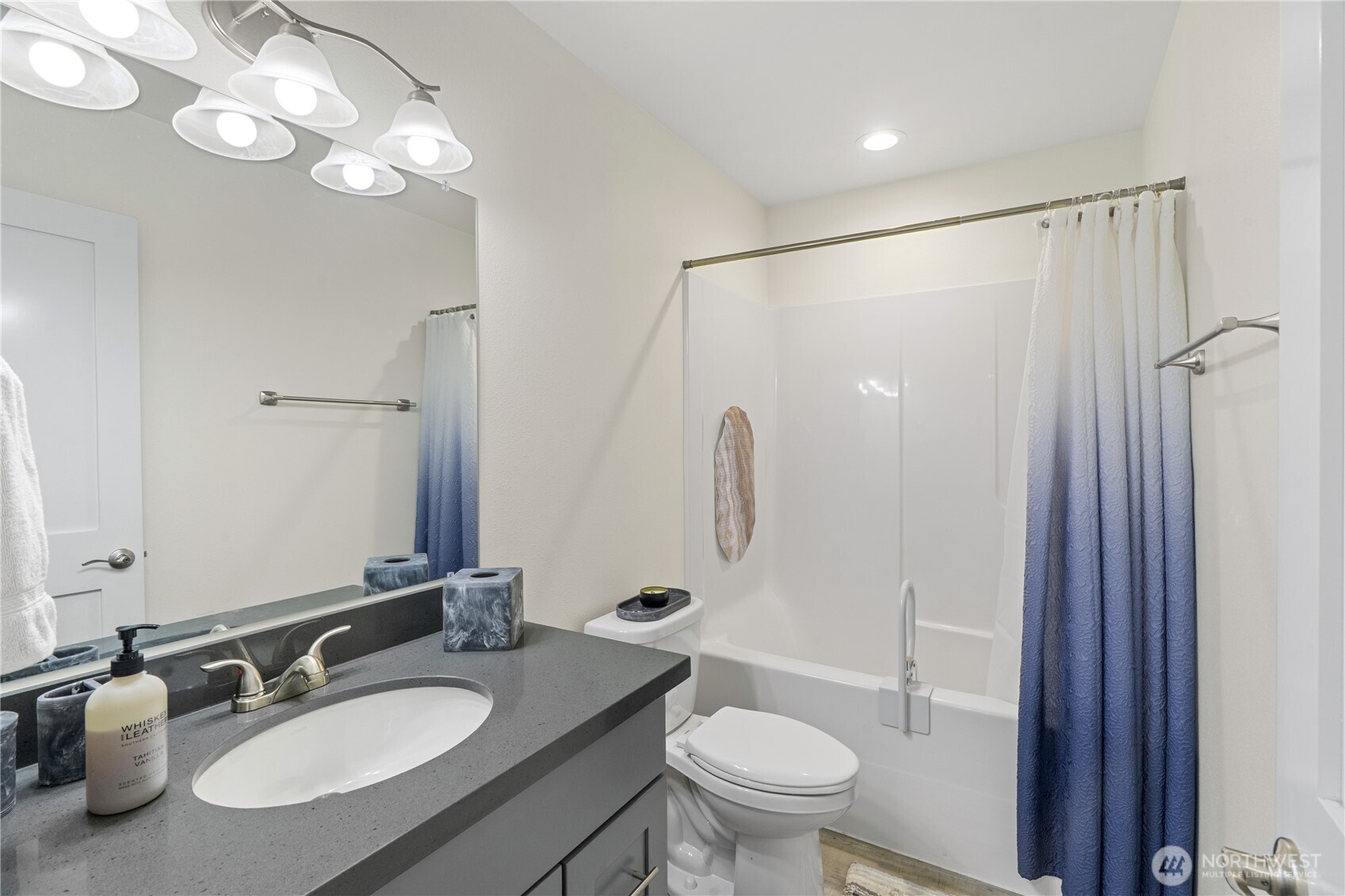 882 Vagabond Avenue Property Photo 8