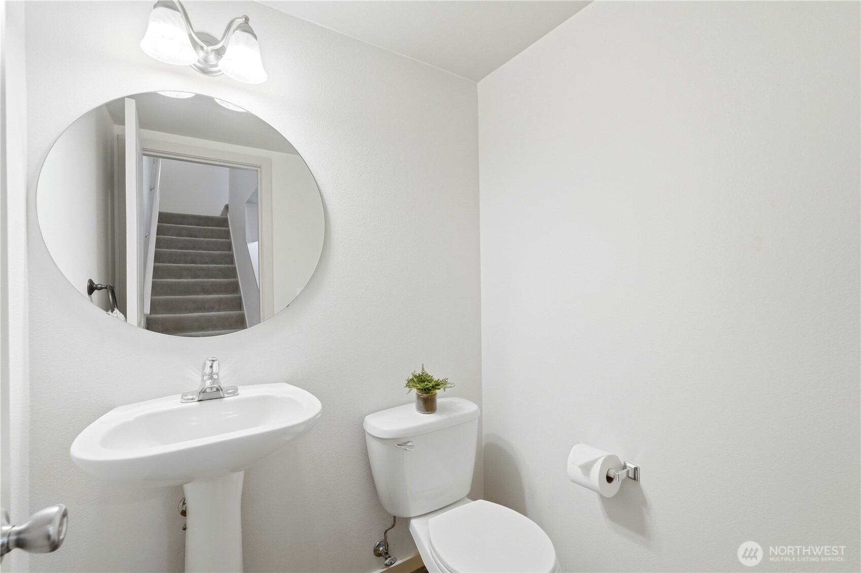 4846 Pointes Drive Property Photo 18