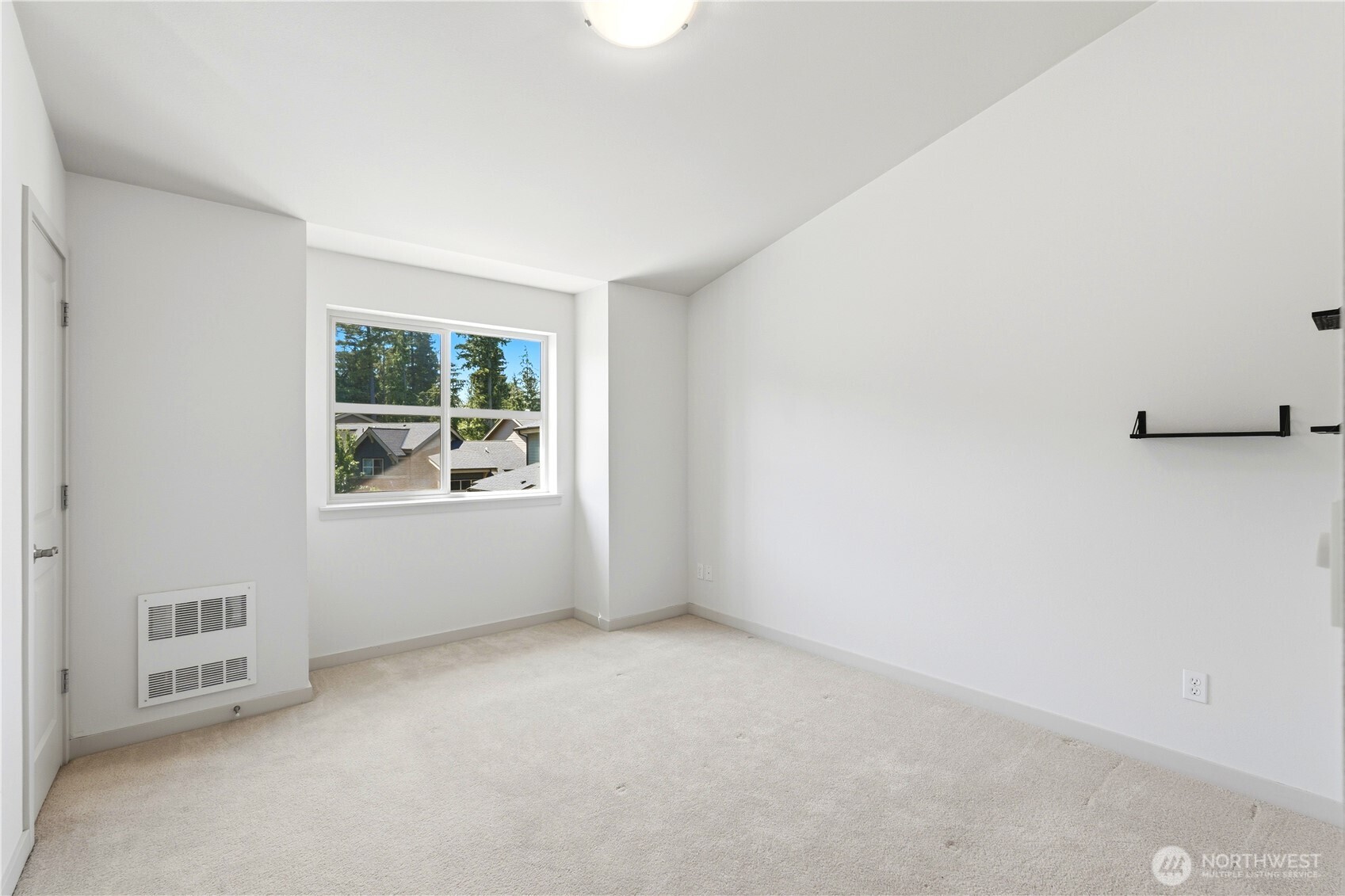 4846 Pointes Drive Property Photo 23