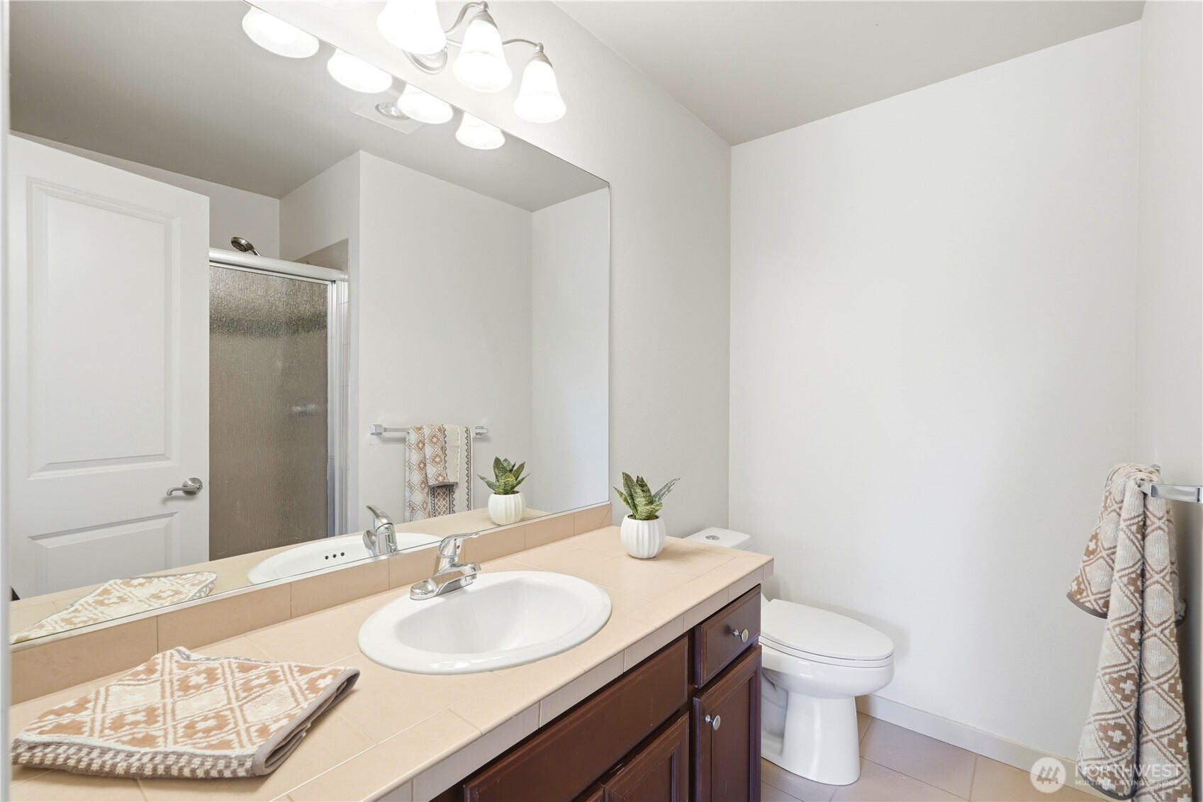 4846 Pointes Drive Property Photo 24