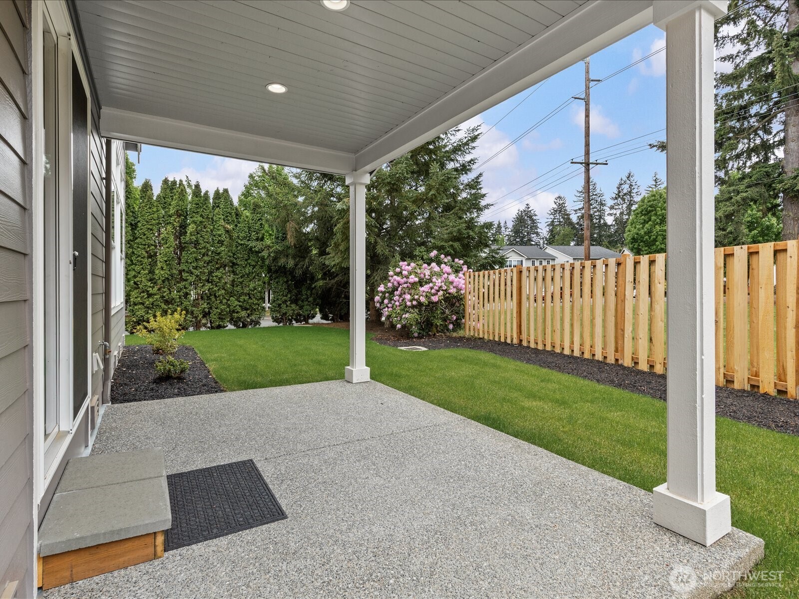 9207 Ne 175th Street B Property Photo 31
