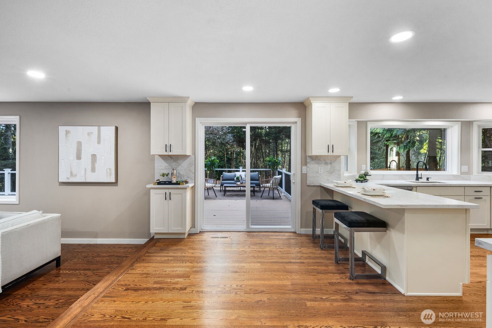 904 187th Place Property Photo 11