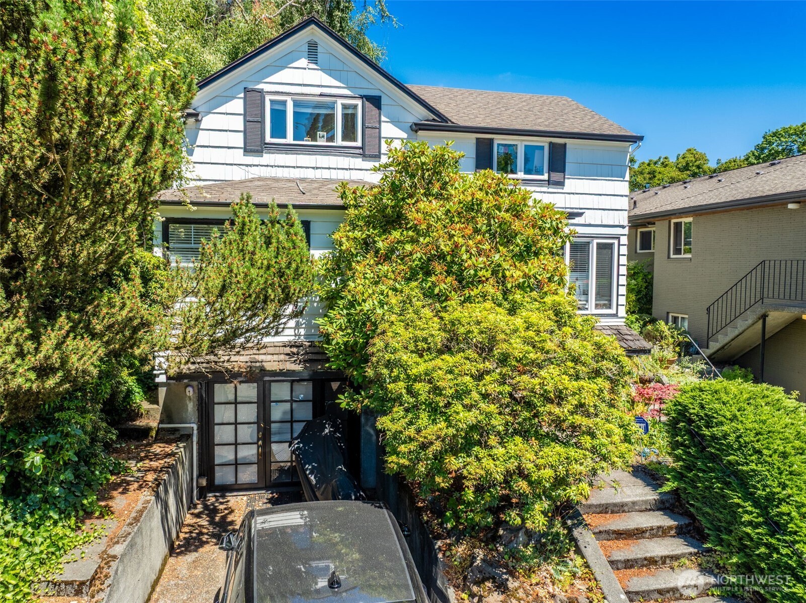 910 E Prospect Street