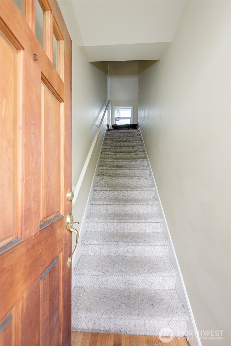 910 E Prospect Street Property Photo 13
