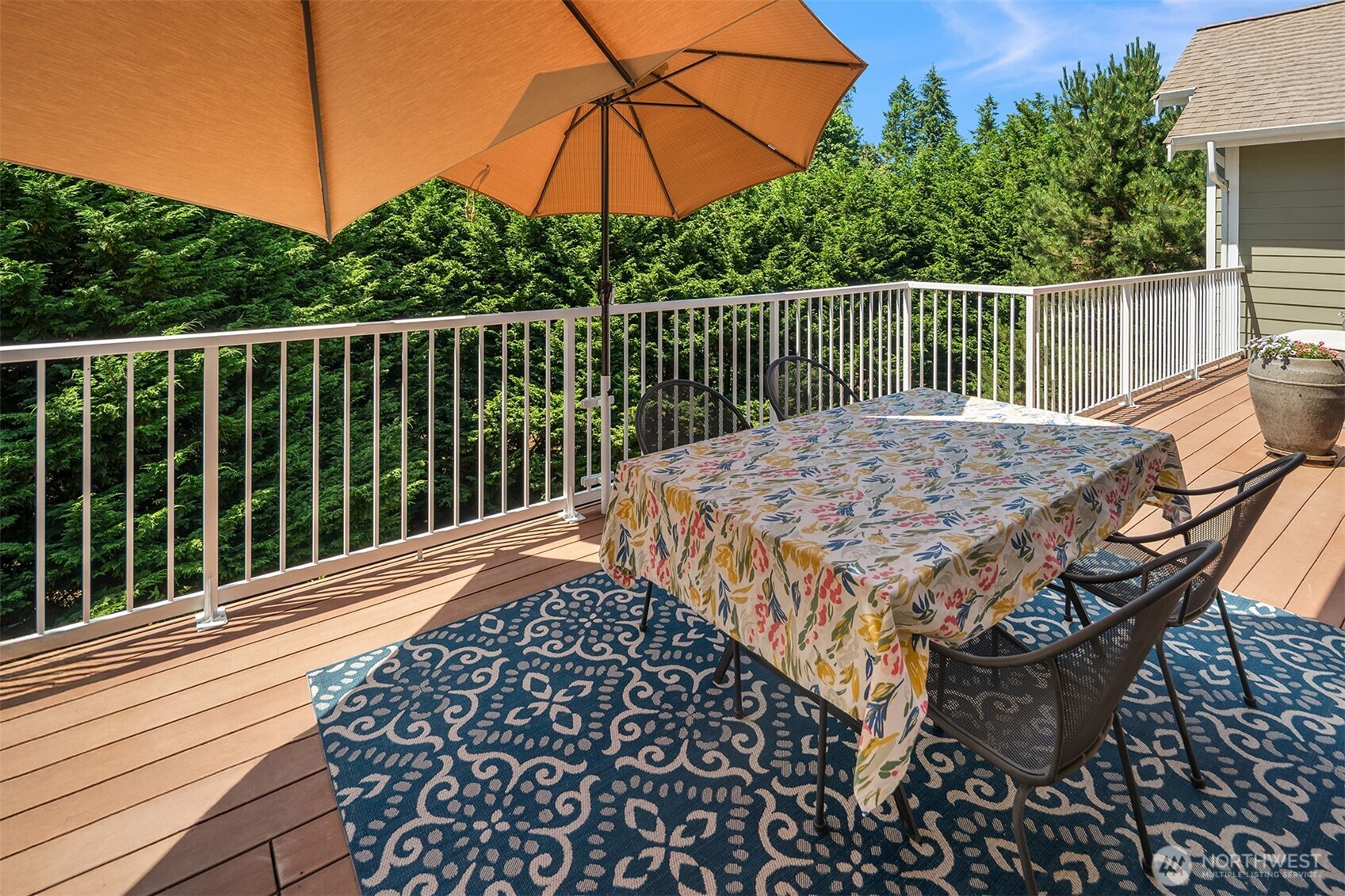 2312 Ne Solar View Court Property Photo 14