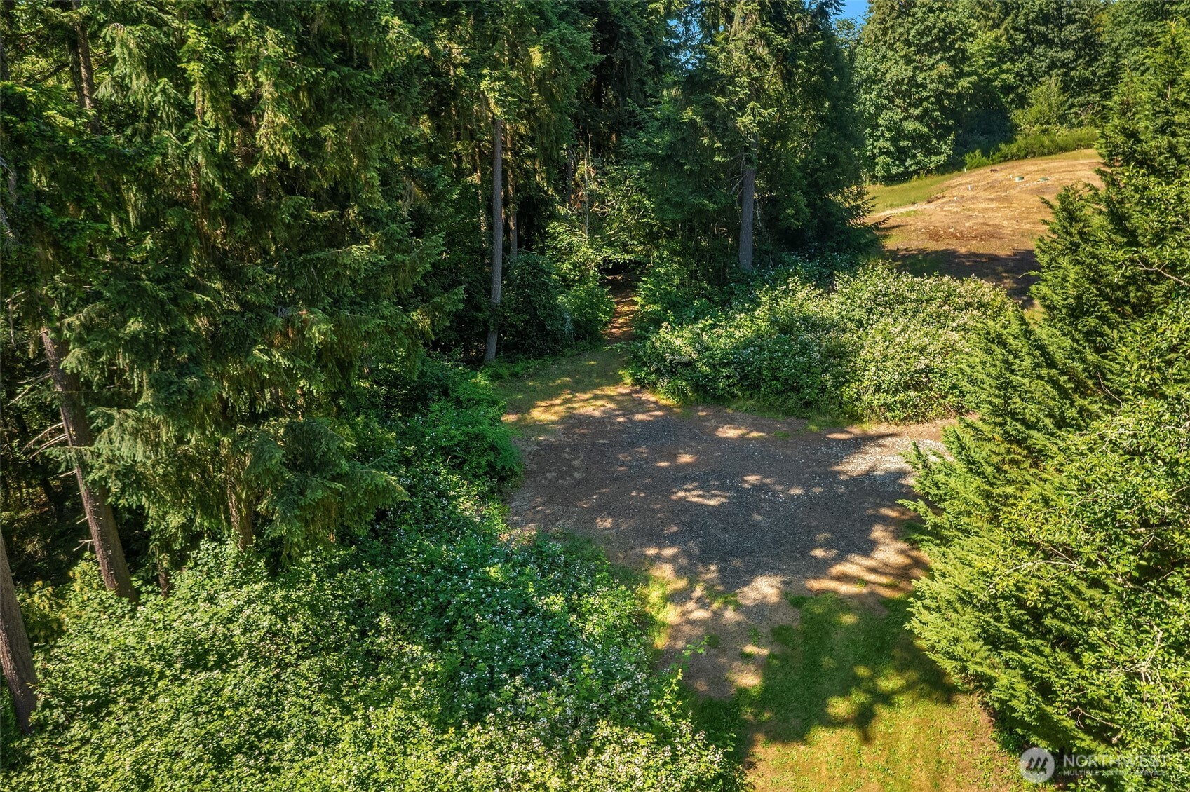 2312 Ne Solar View Court Property Photo 18