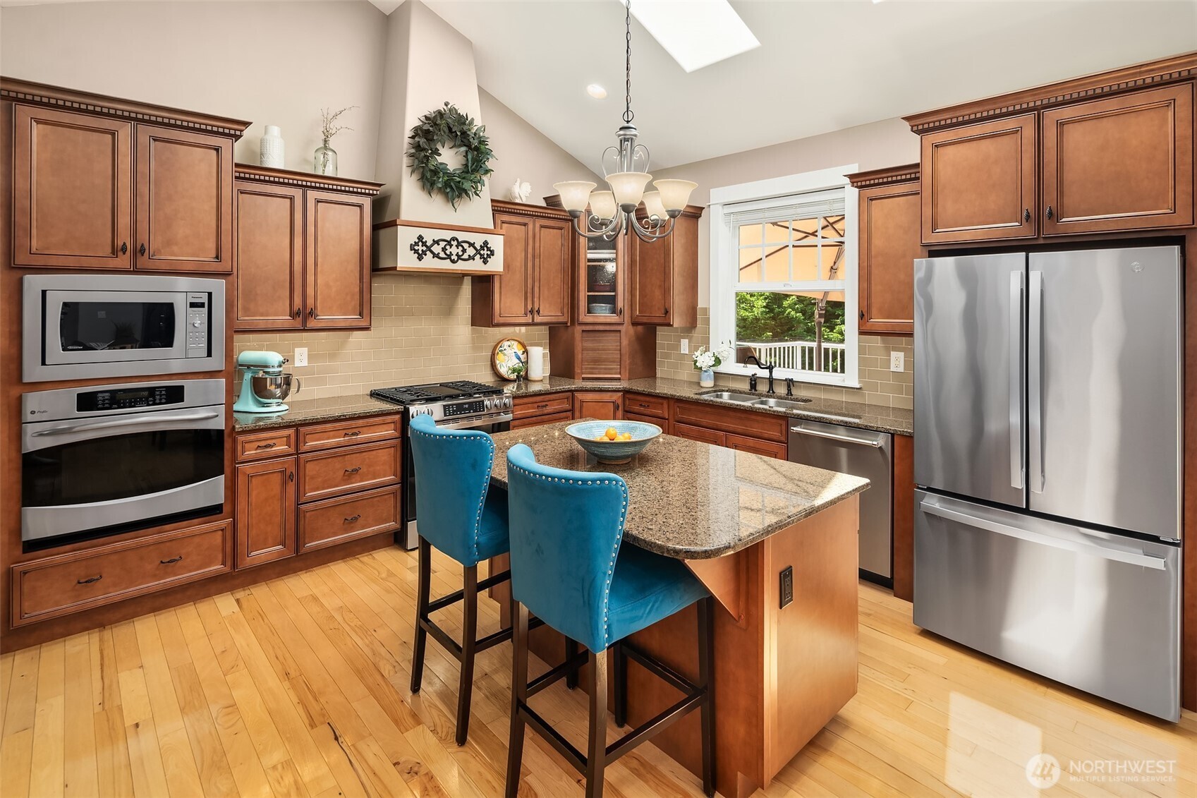 2312 Ne Solar View Court Property Photo 20