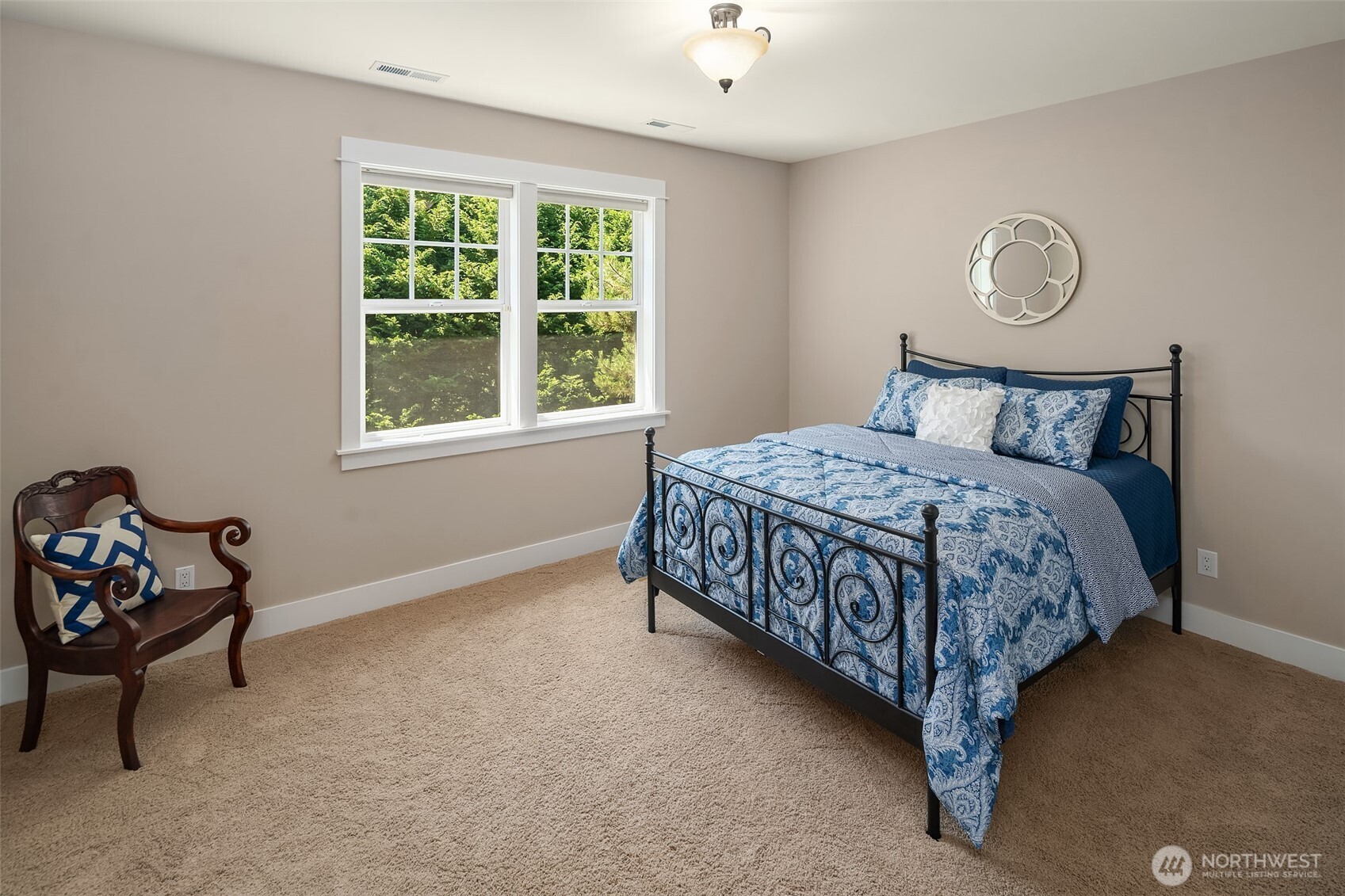 2312 Ne Solar View Court Property Photo 33