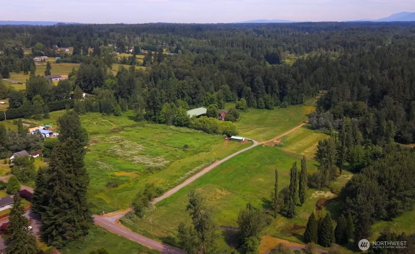 13017 44th Street Property Photo 2
