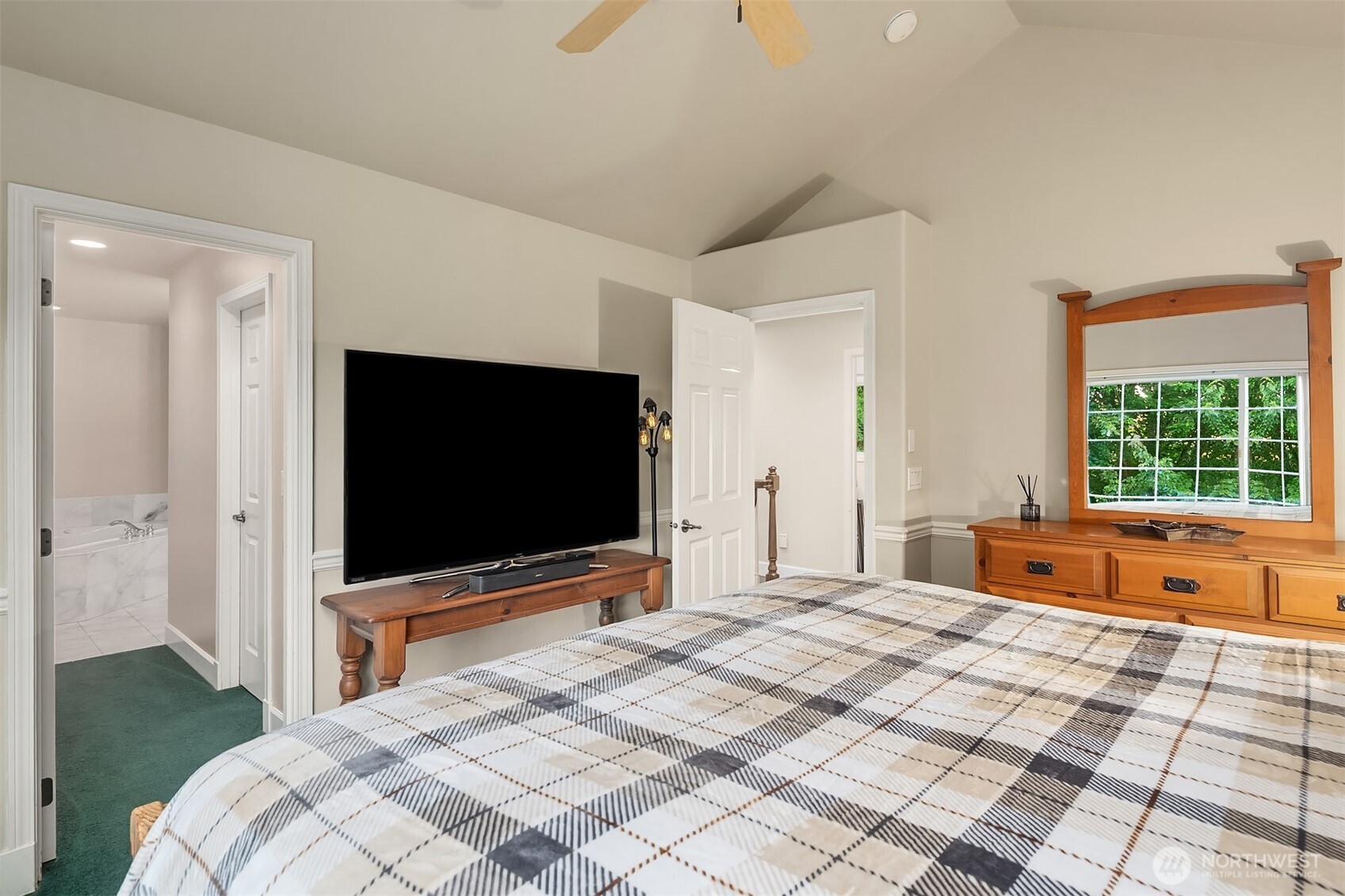 13017 44th Street Property Photo 30