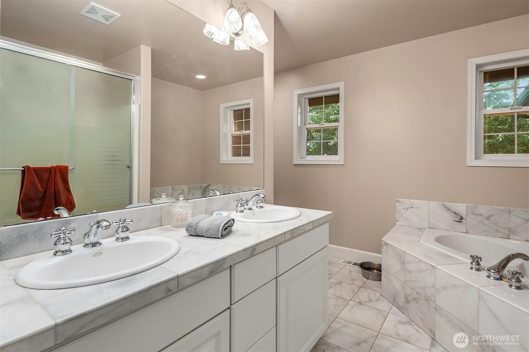 13017 44th Street Property Photo 32