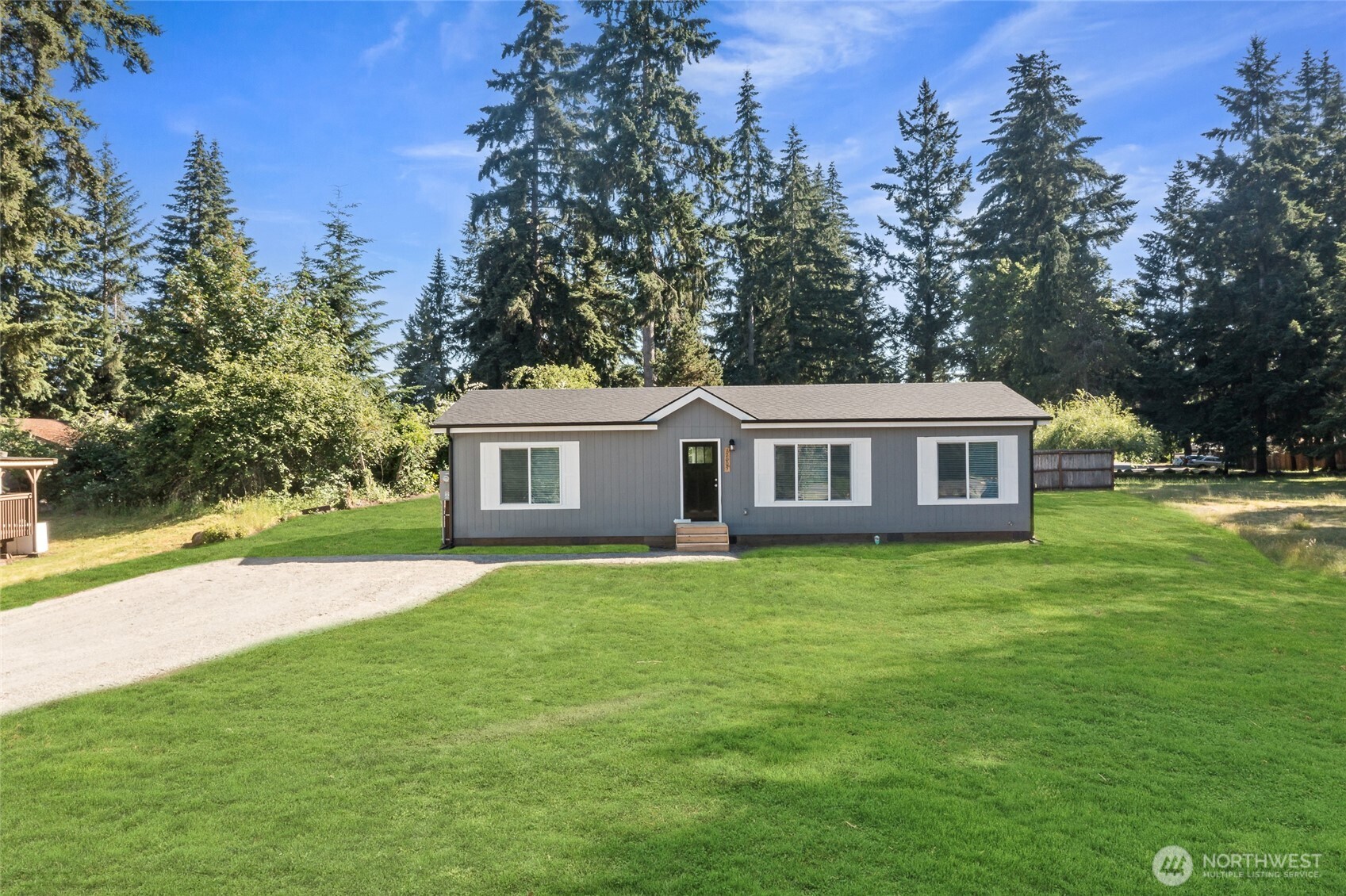 17005 Linden Court Property Photo 3