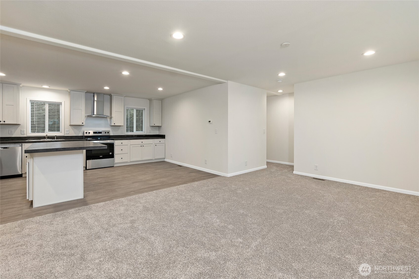 17005 Linden Court Property Photo 11