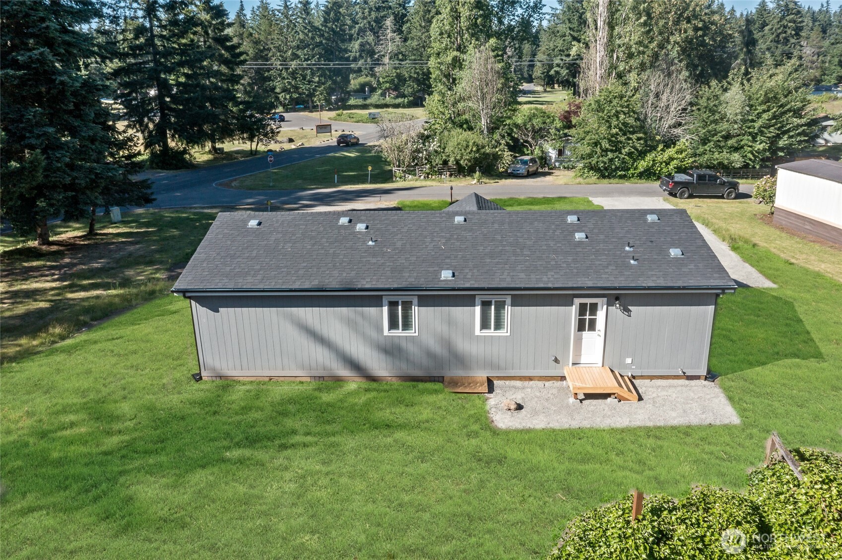 17005 Linden Court Property Photo 33