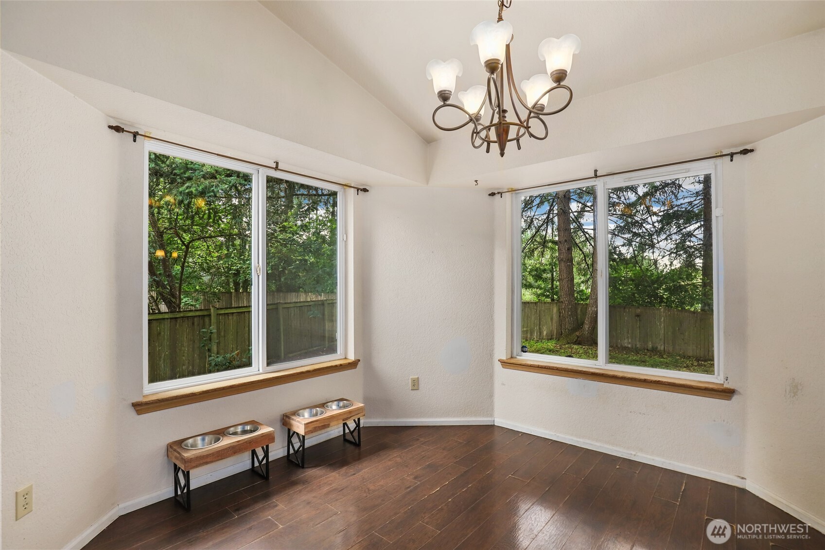 9711 Vantage Terrace Court Property Photo 8
