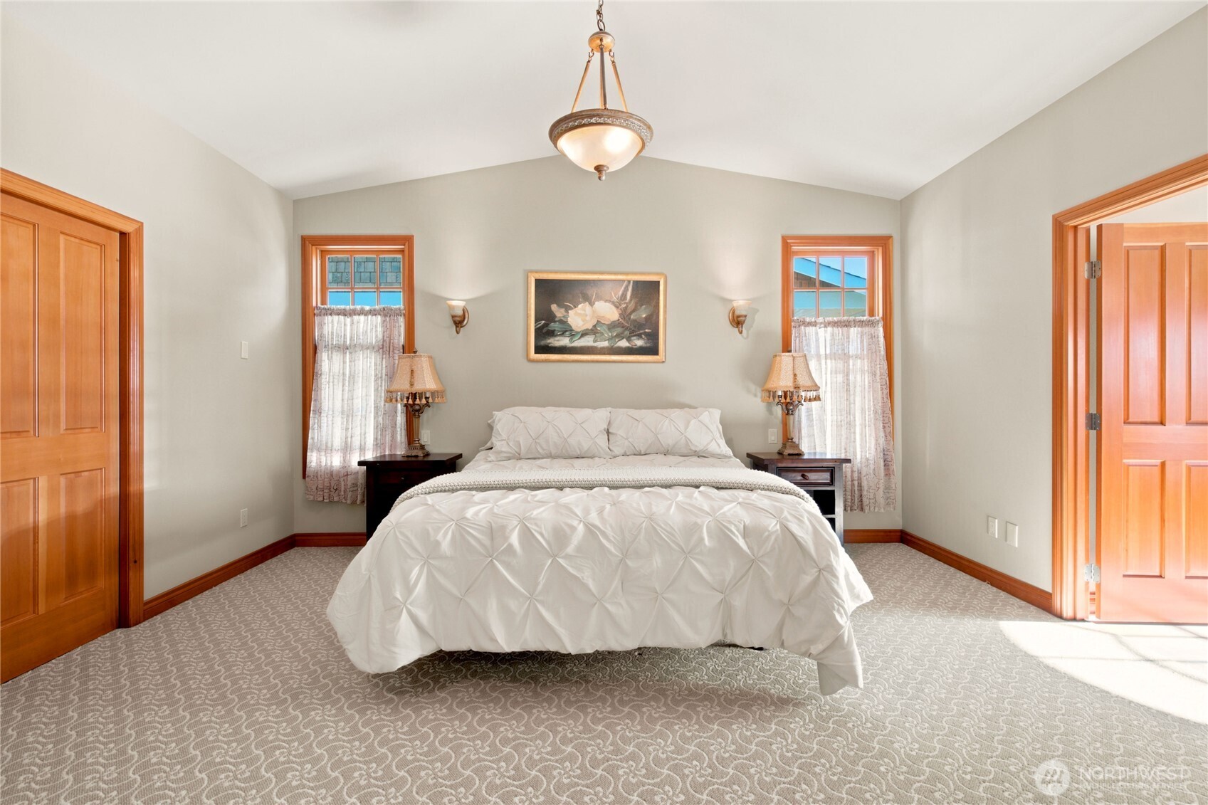 3640 S Shorewood Avenue Property Photo 19