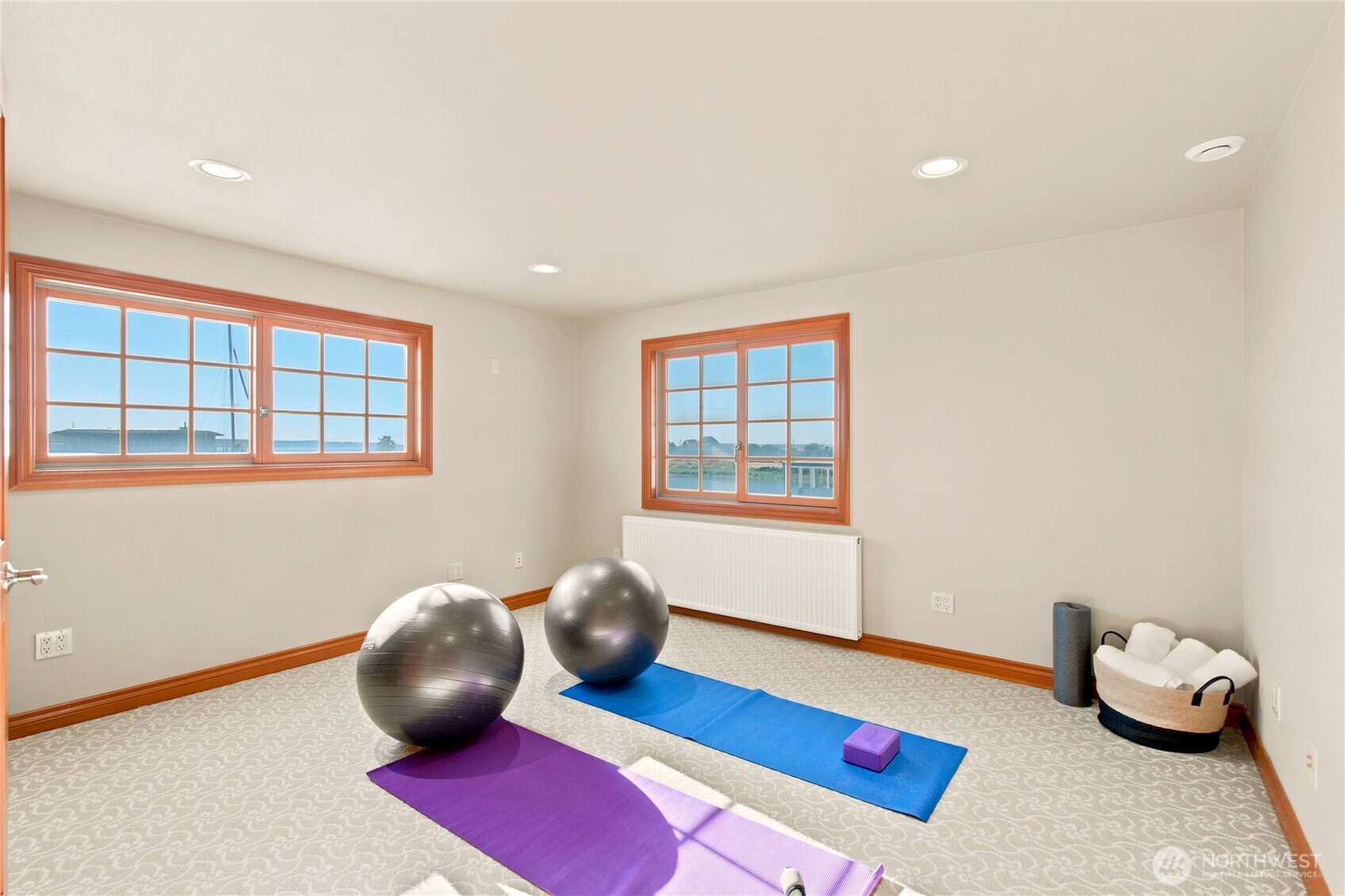 3640 S Shorewood Avenue Property Photo 30