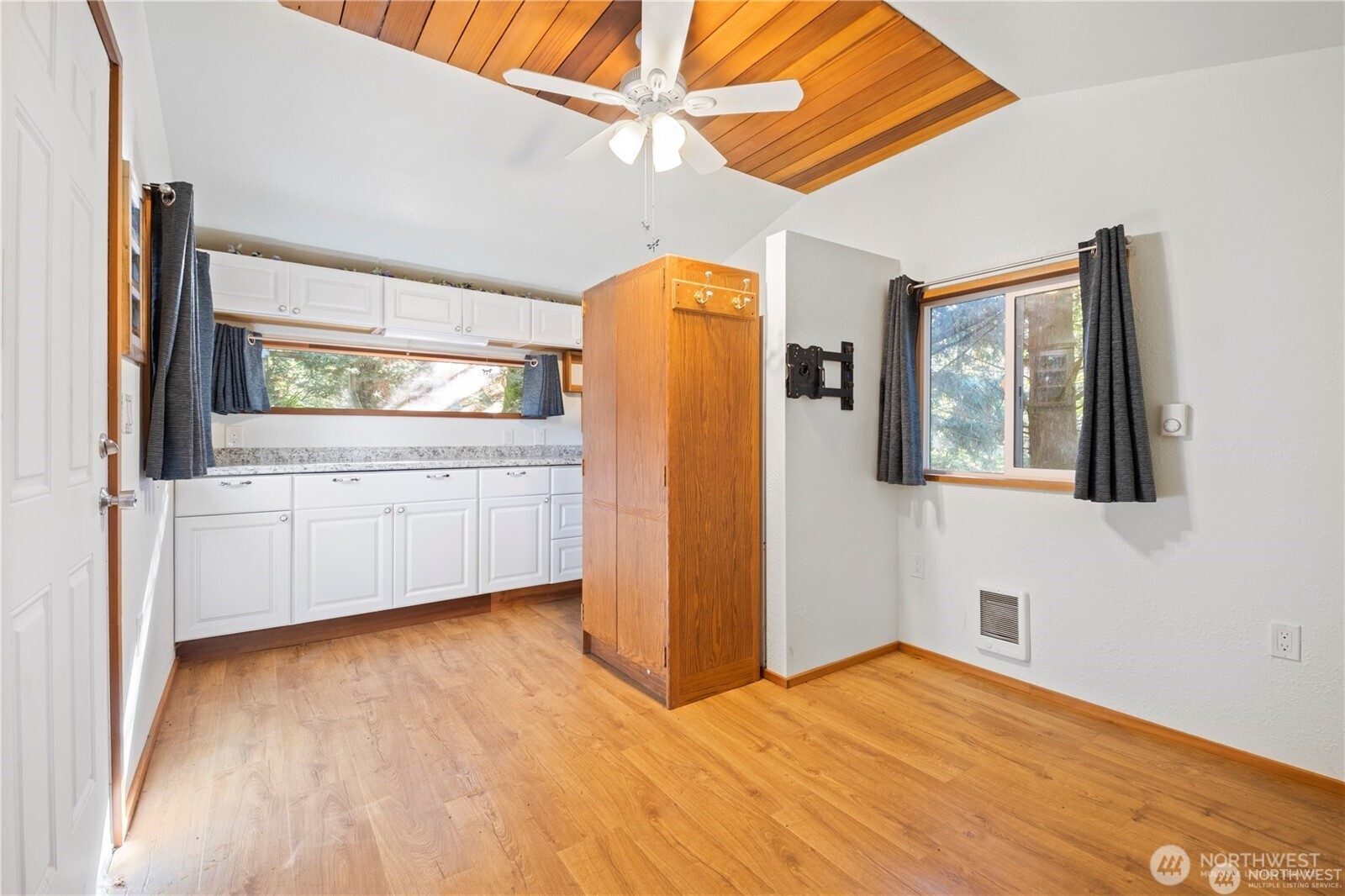 14310 200th Avenue Property Photo 11