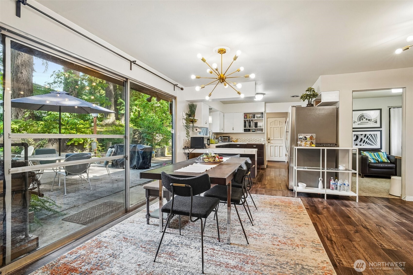 19604 10th Avenue Property Photo 9
