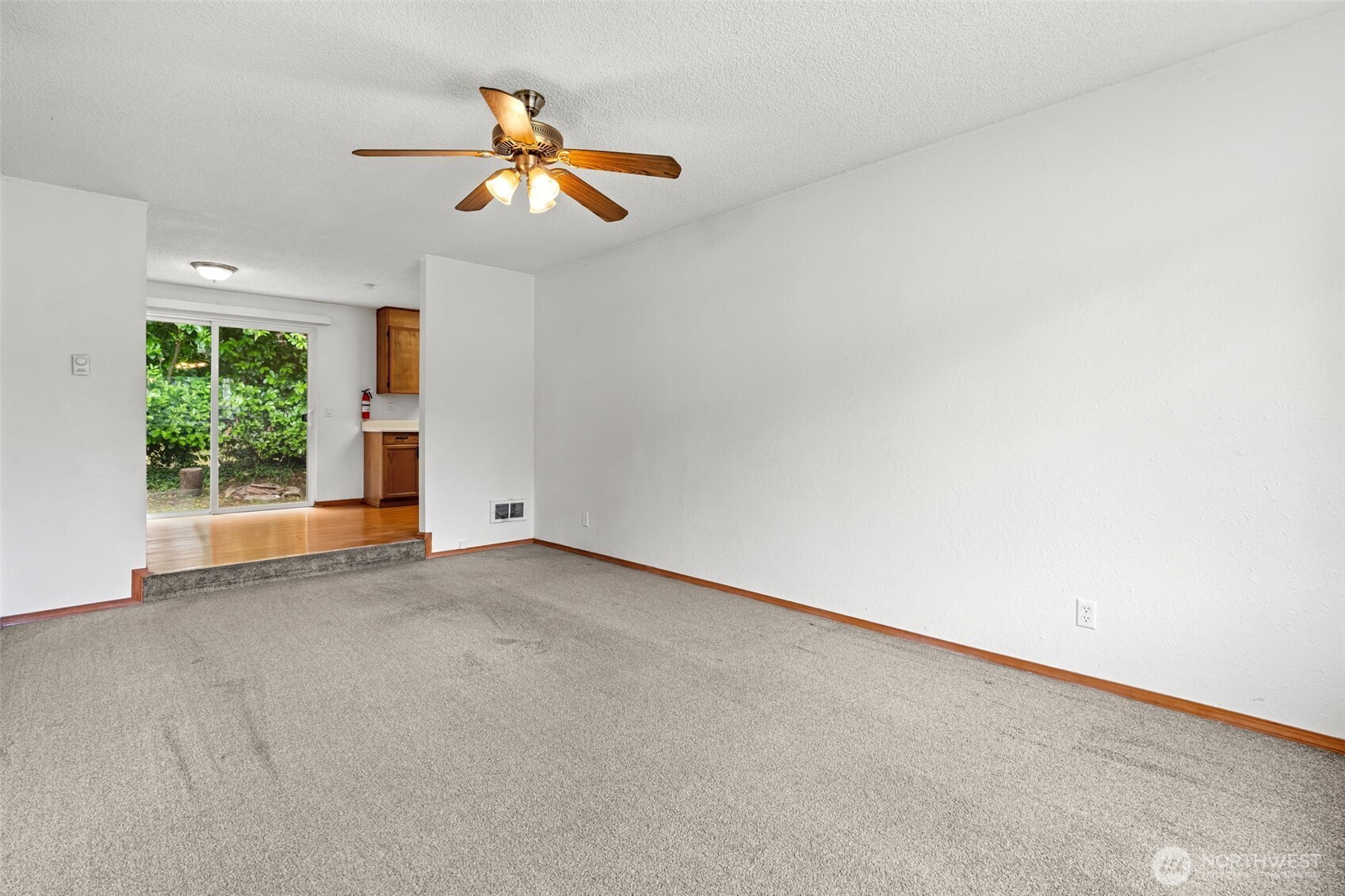 30517 -19 Webster Road Property Photo 12