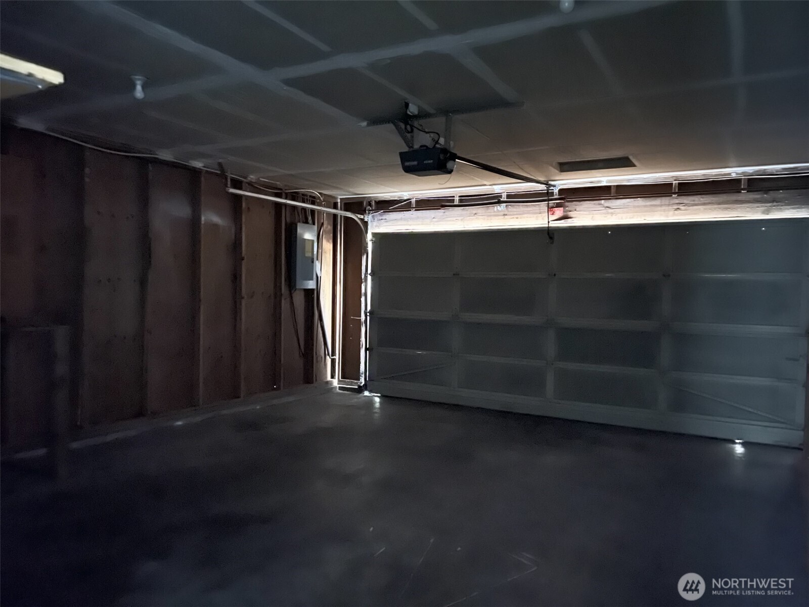 1124 Pinedrop Loop Property Photo 20