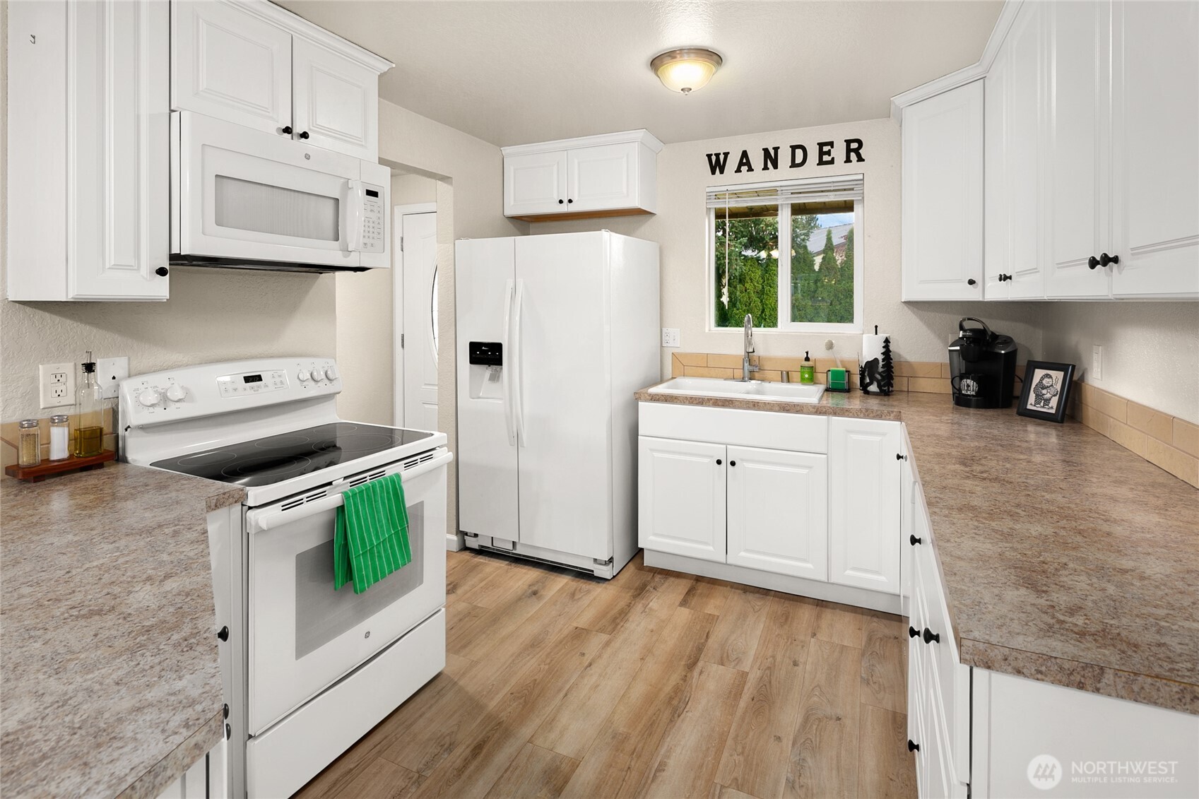5506 64th Street Property Photo 16