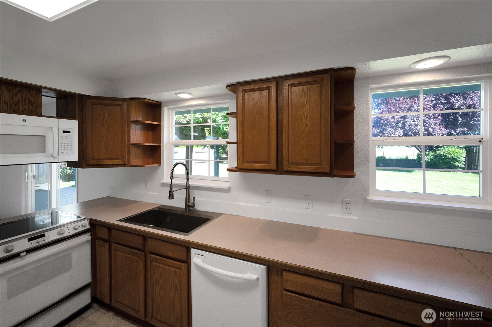 8947 Fruitdale Road Property Photo 8