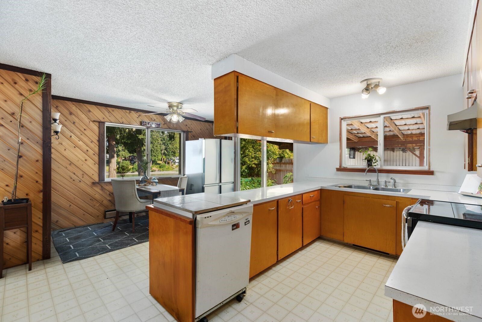 16468 Thorpe Road Property Photo 25