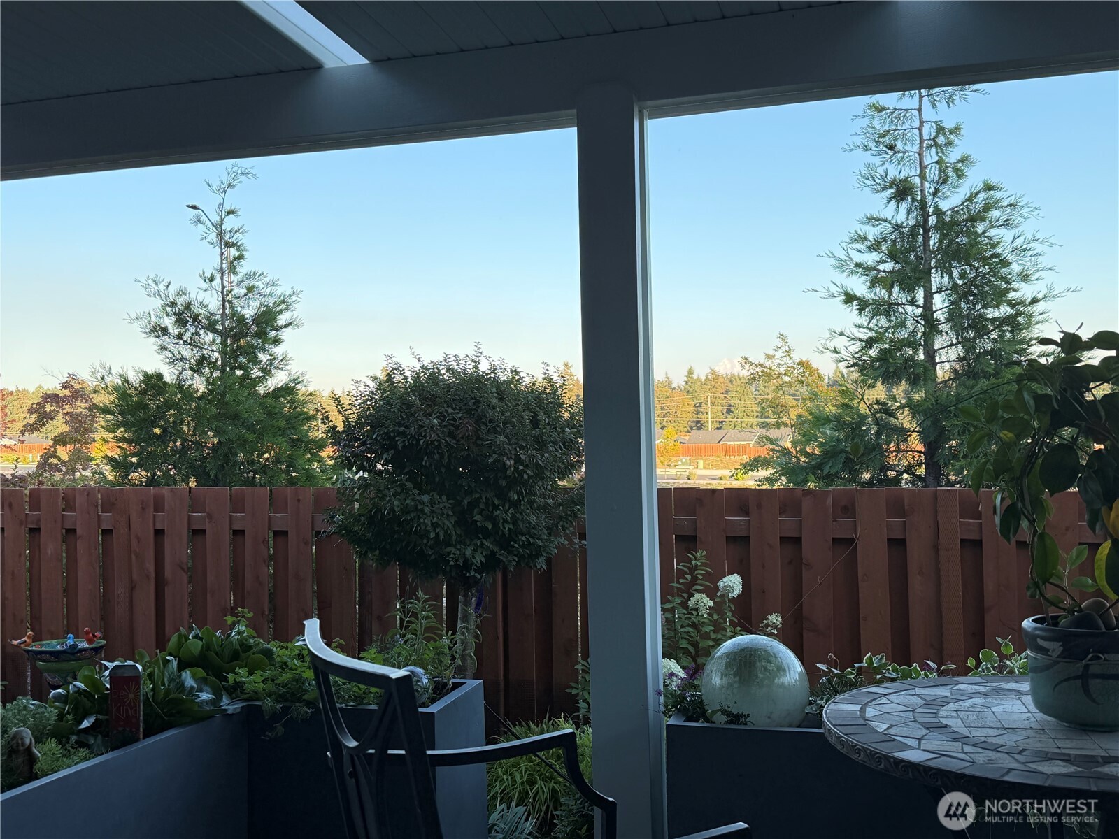 2835 Arrowroot Loop Property Photo 27