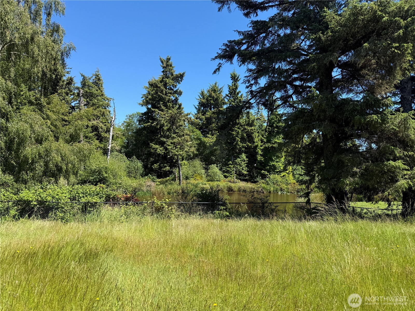 21850 V Lane Property Photo 1