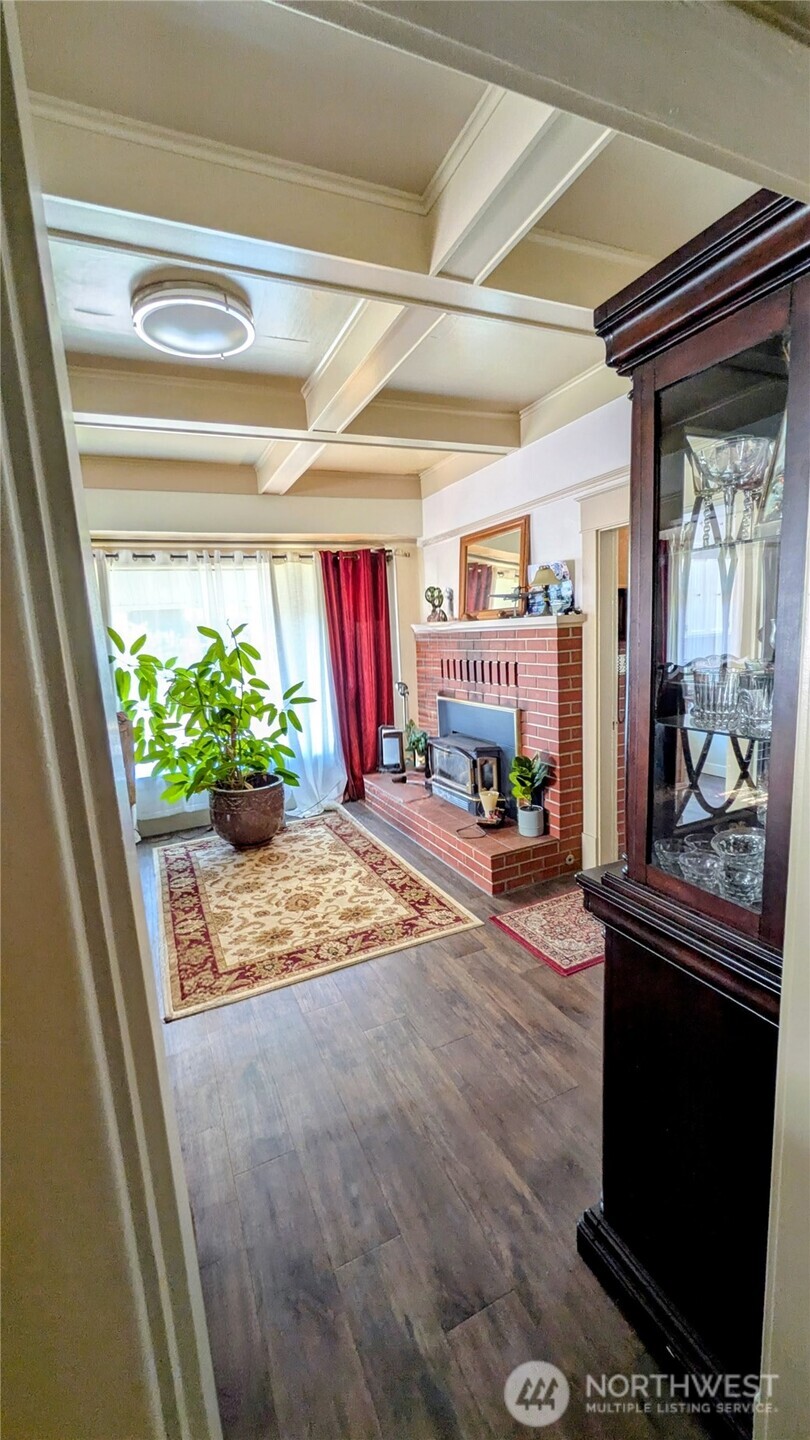 6101 Tacoma Avenue Property Photo 15
