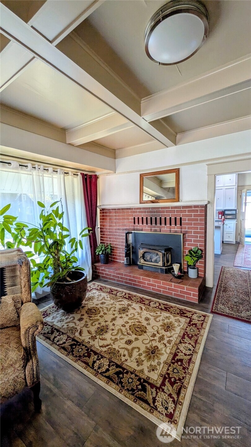 6101 Tacoma Avenue Property Photo 16