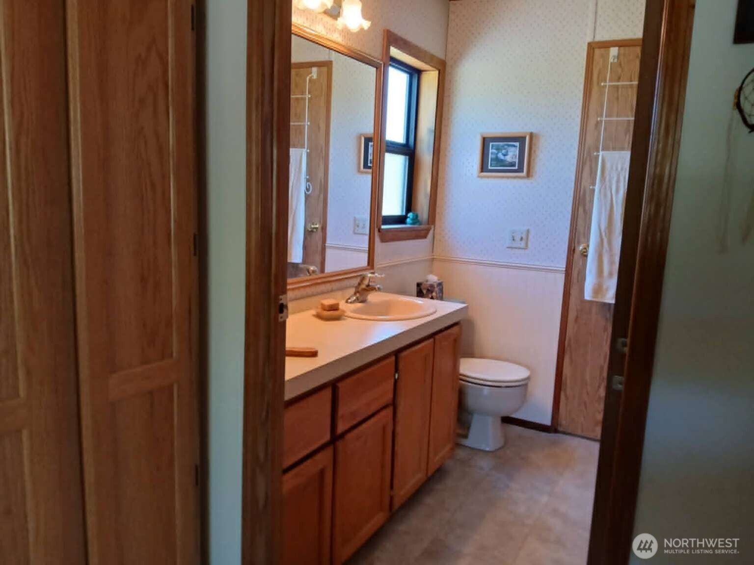 18555 Hazel Lane Property Photo 9