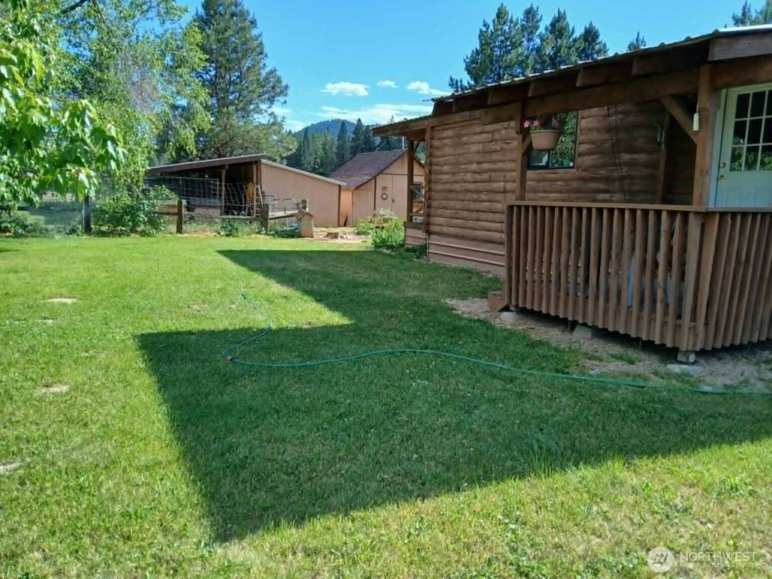18555 Hazel Lane Property Photo 15