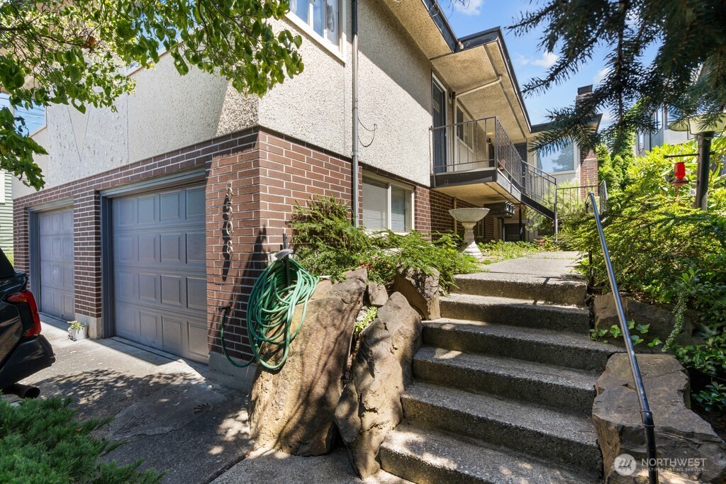 5506 7th Avenue Property Photo 2