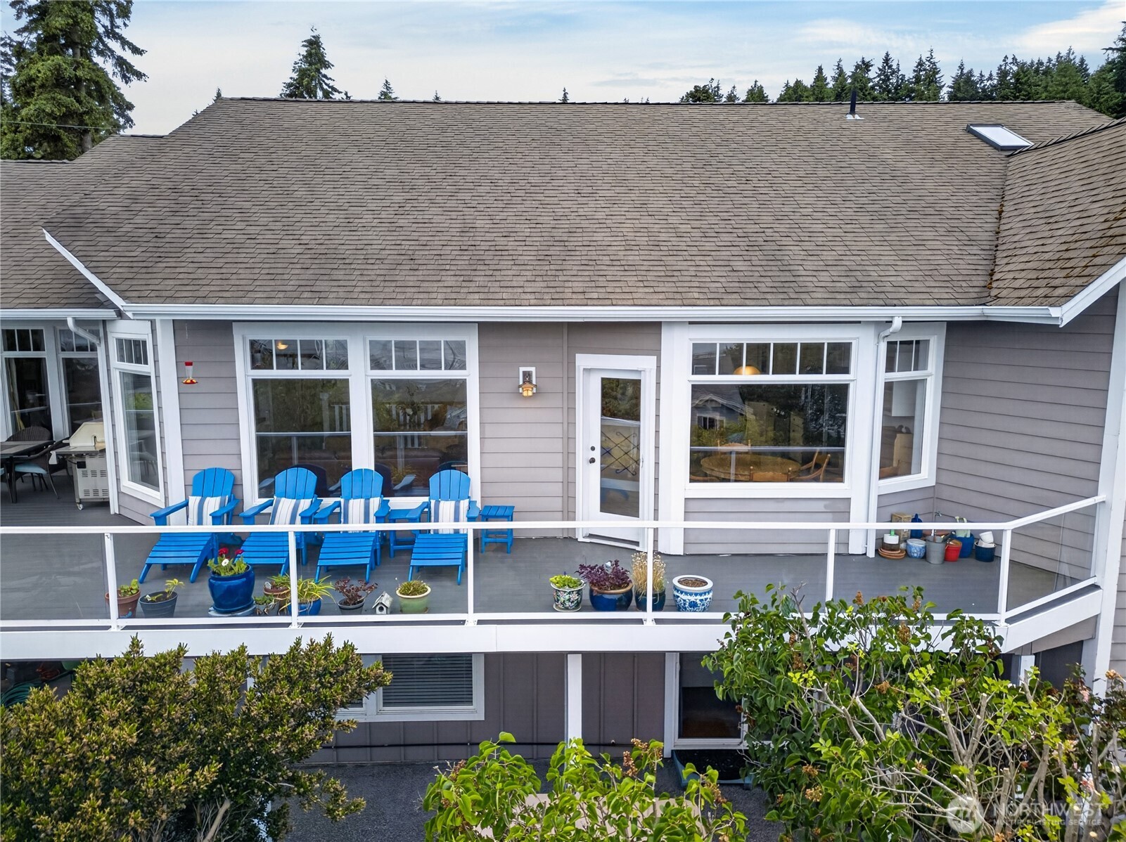 6426 Ivy Street Property Photo 5