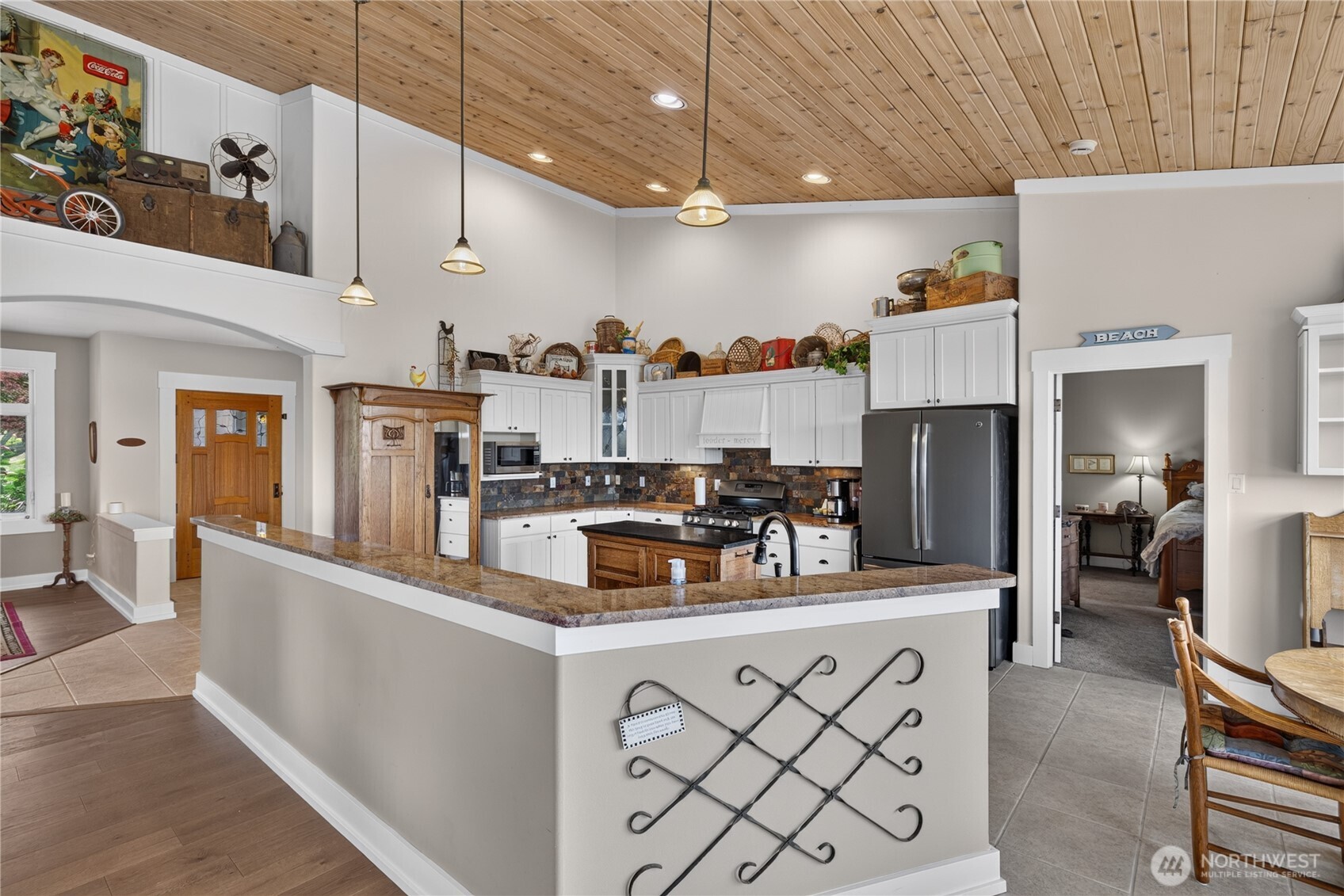 6426 Ivy Street Property Photo 13