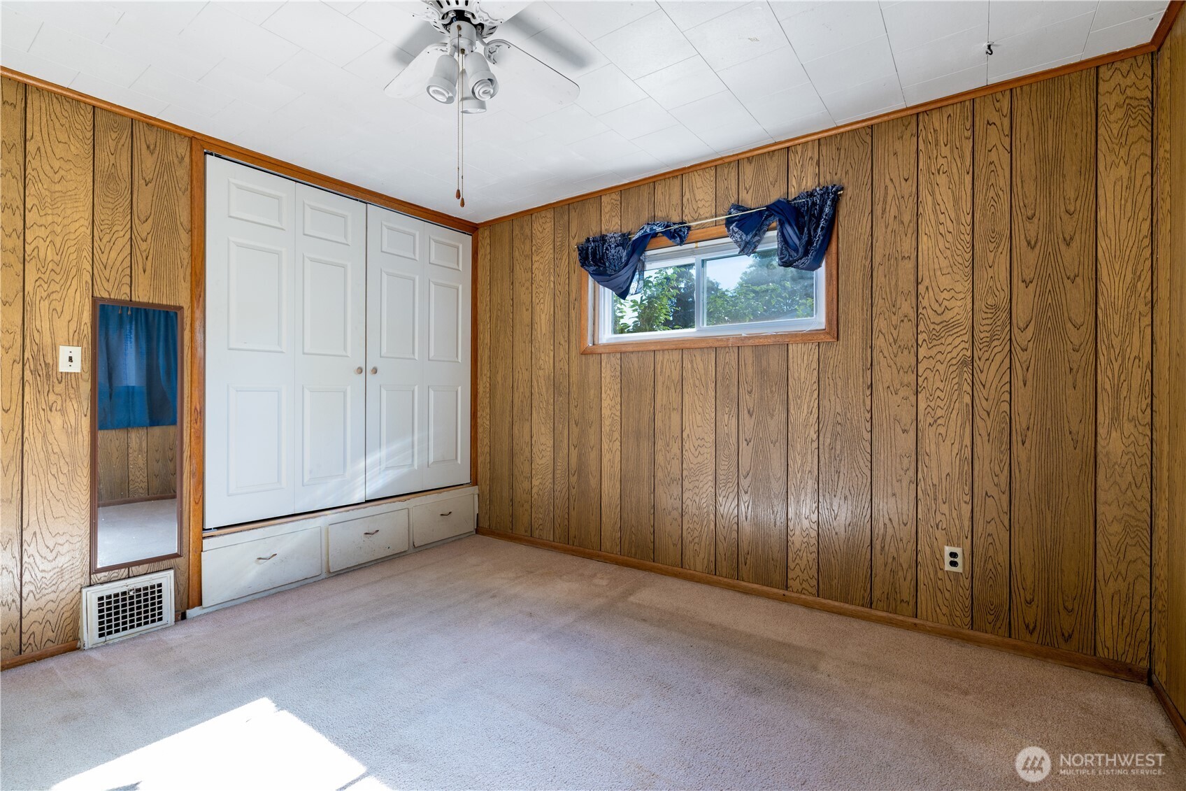634 Dearborn Avenue Property Photo 11