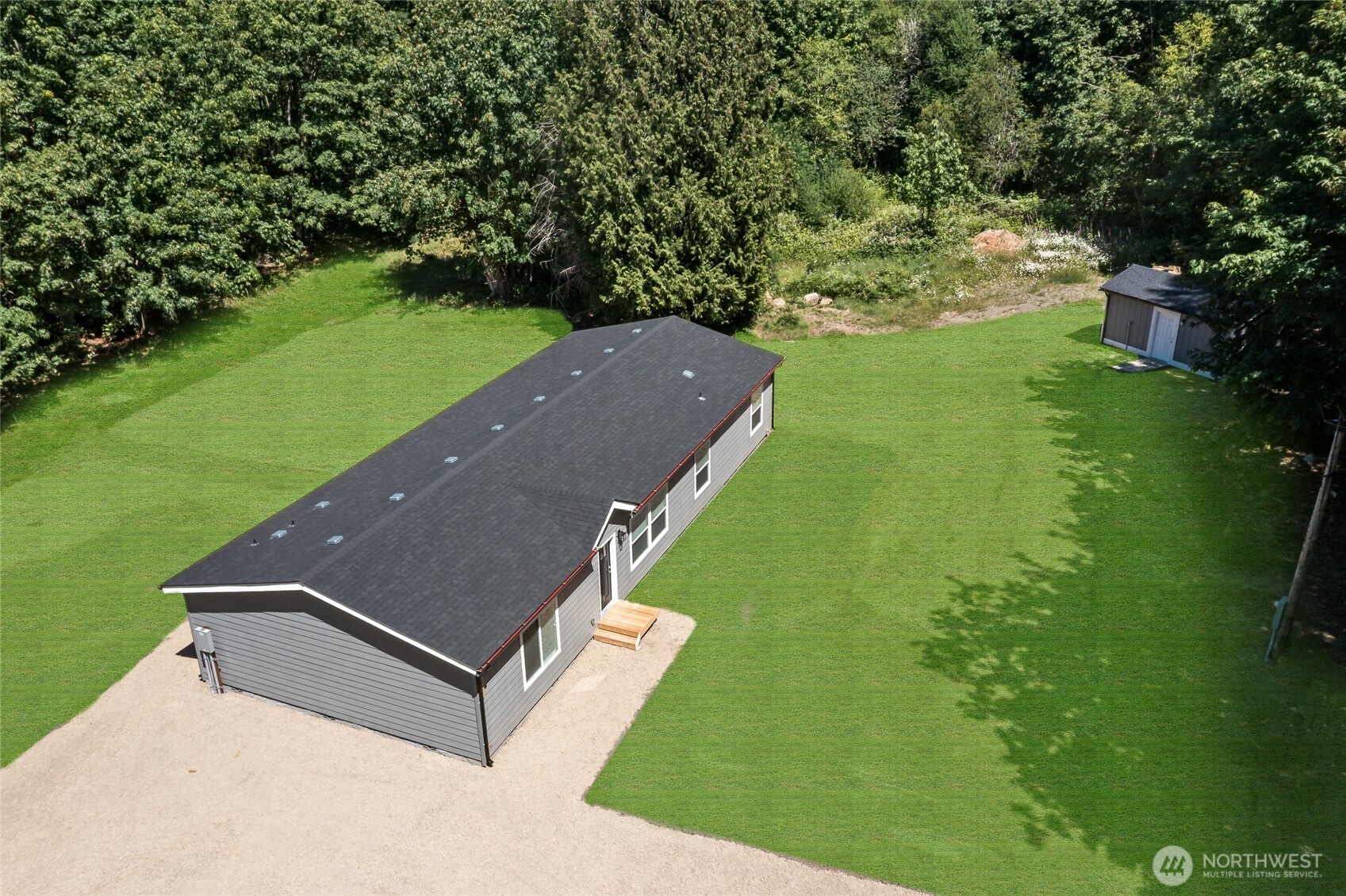 17217 80th Street Property Photo 3