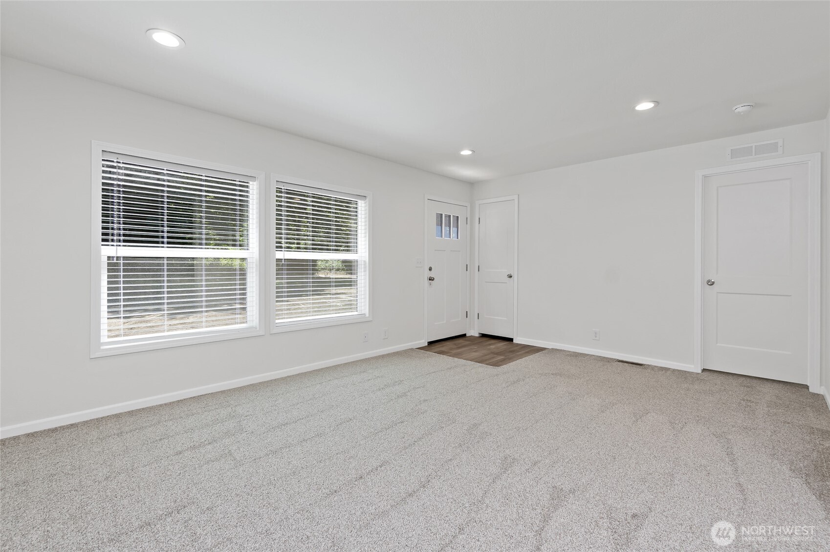 17217 80th Street Property Photo 7