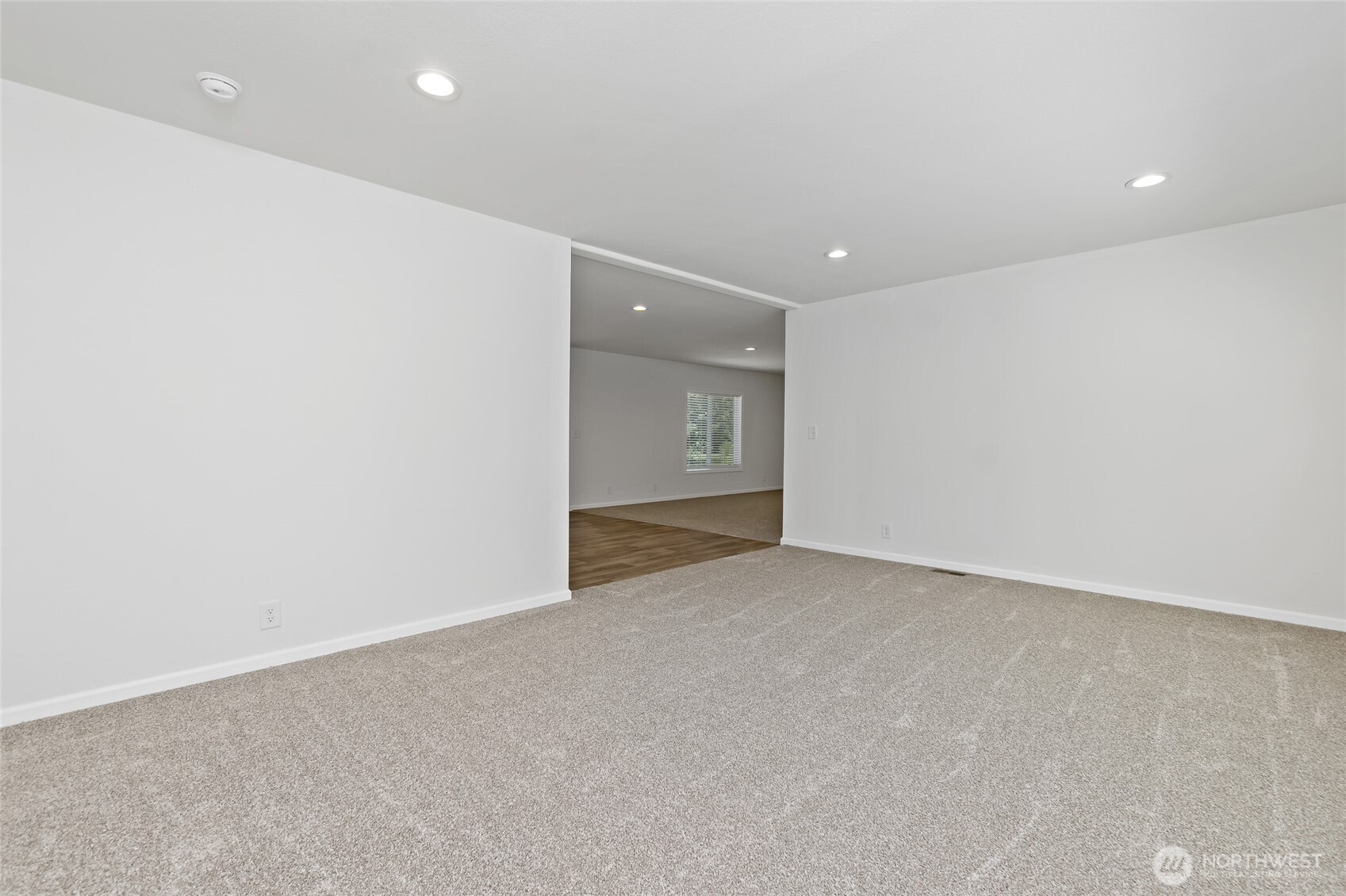 17217 80th Street Property Photo 8