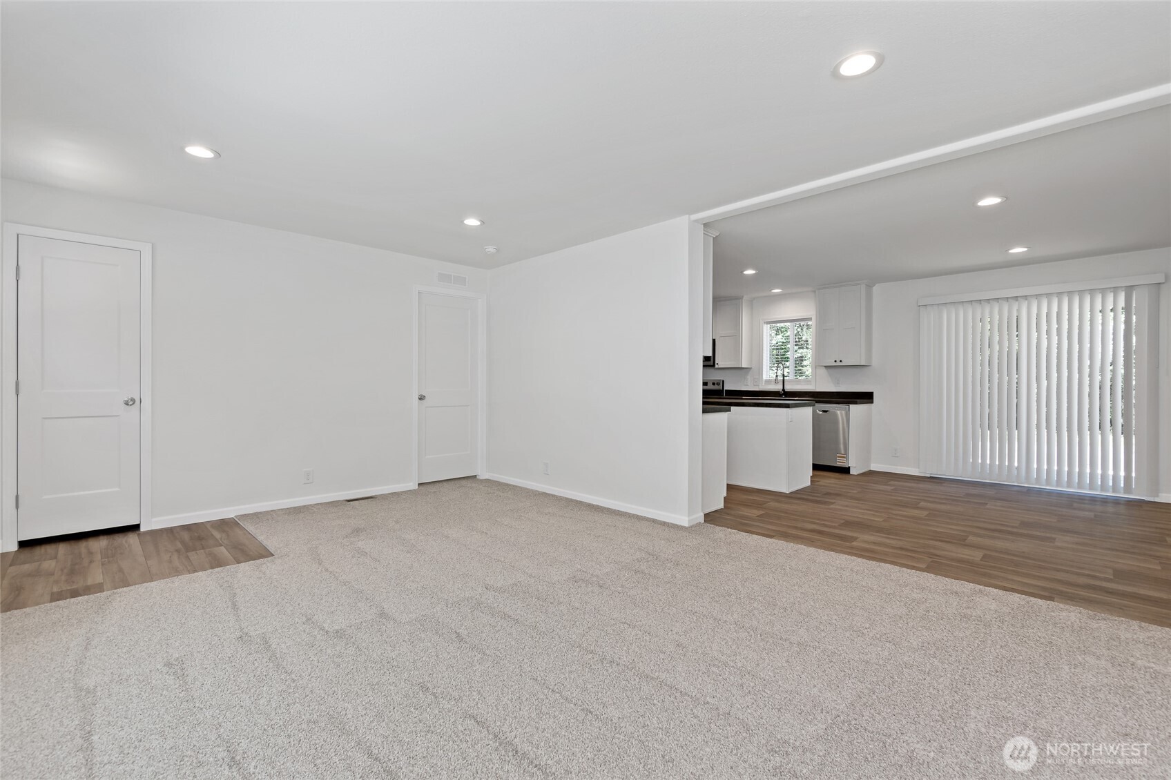 17217 80th Street Property Photo 9