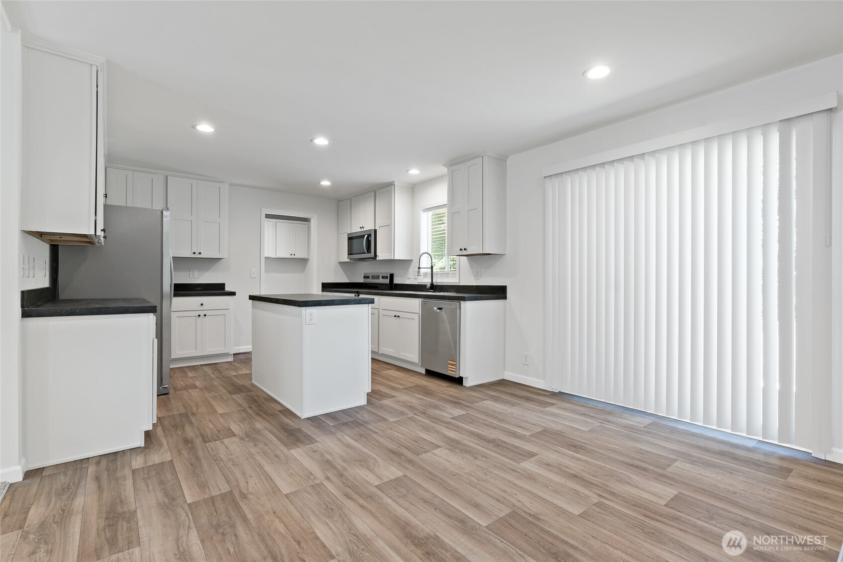 17217 80th Street Property Photo 10